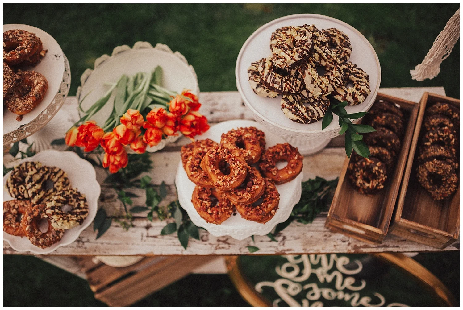 Syracuse Wedding Inspiration | Pretty Little Vintage Co. in Adams Center, NY | www.redoakweddings.com