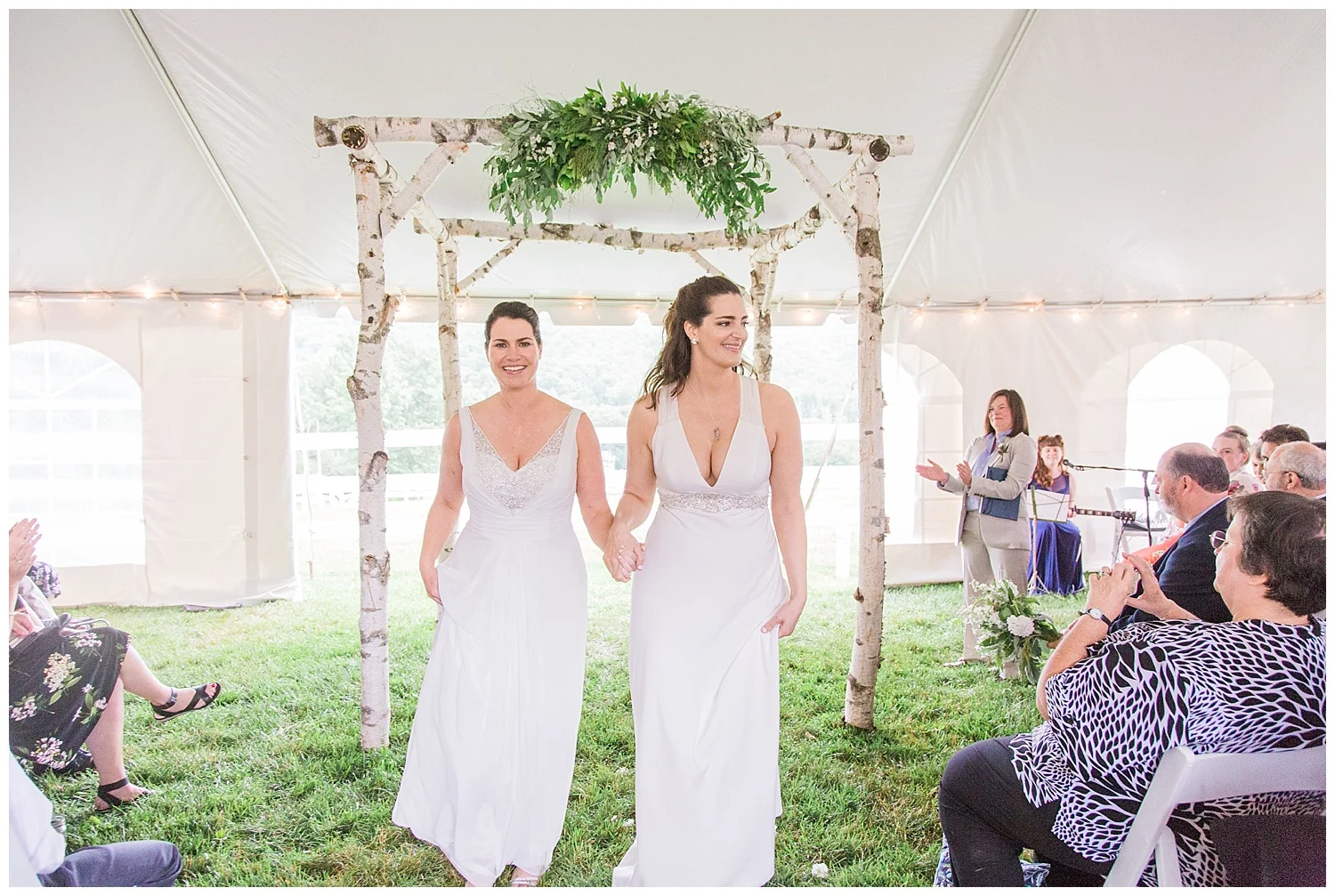 Hudson Valley Weddings | Stone Tavern Farm | Roxbury, NY | www.redoakweddings.com