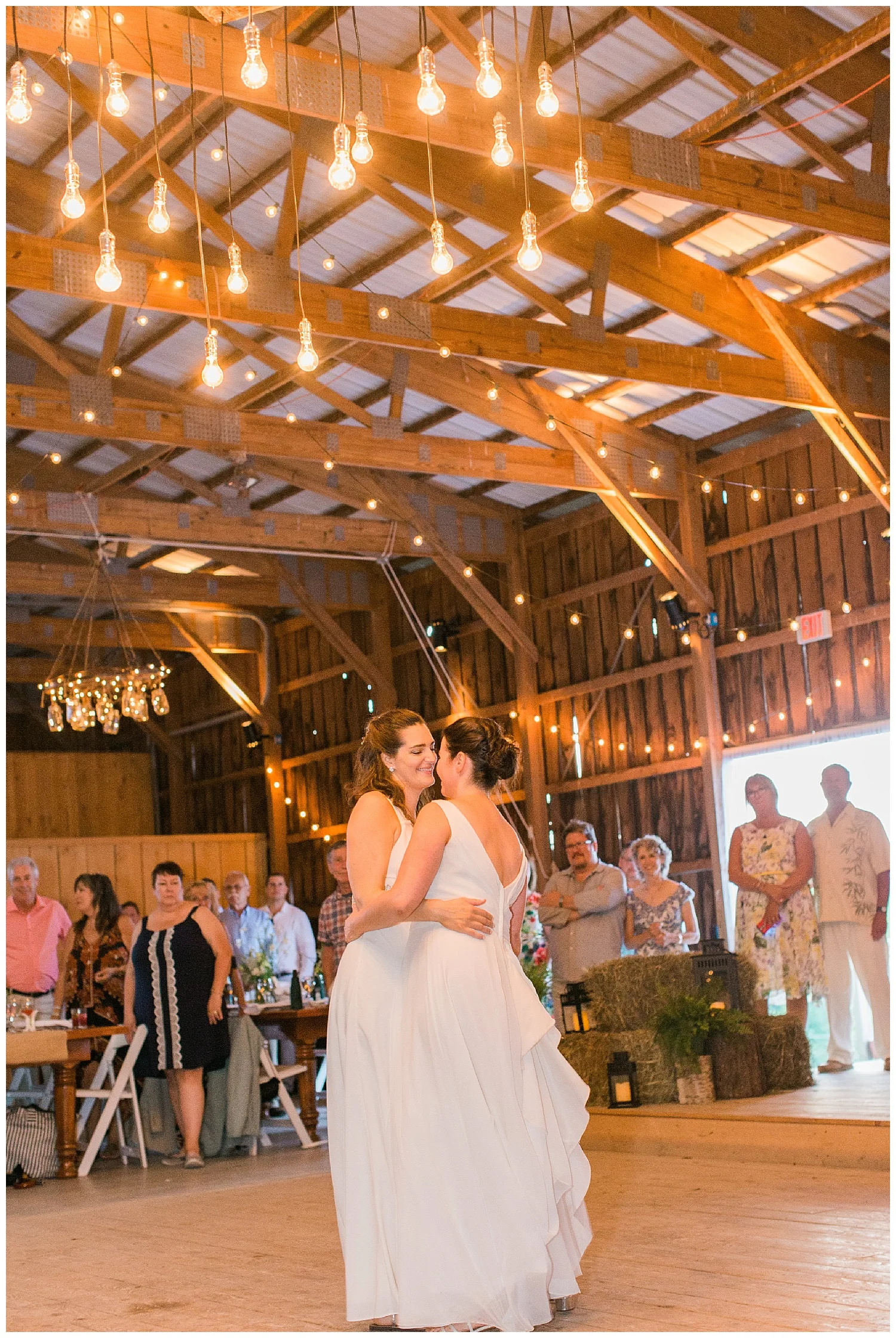 Hudson Valley Weddings | Stone Tavern Farm | Roxbury, NY | www.redoakweddings.com