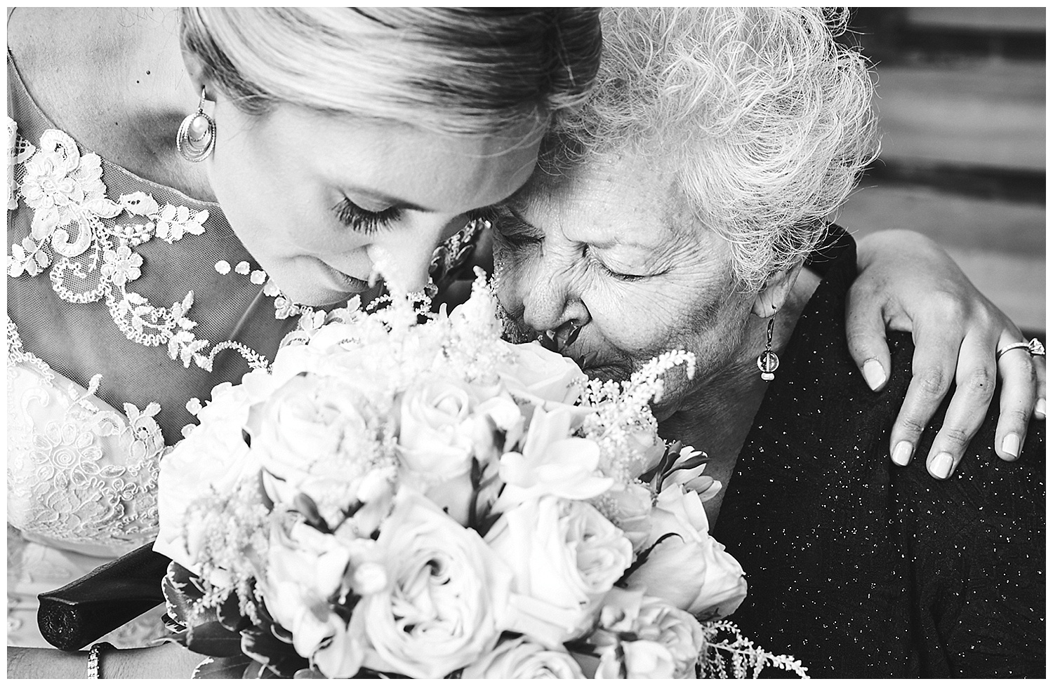 Westchester Weddings | Tappan Hill Mansion | Tarrytown NY | www.redoakweddings.com