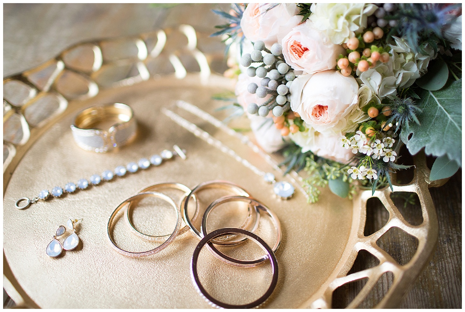 Pennsylvania Farm Wedding | Rich Farms Nursery | Smithtown, PA | www.redoakweddings.com