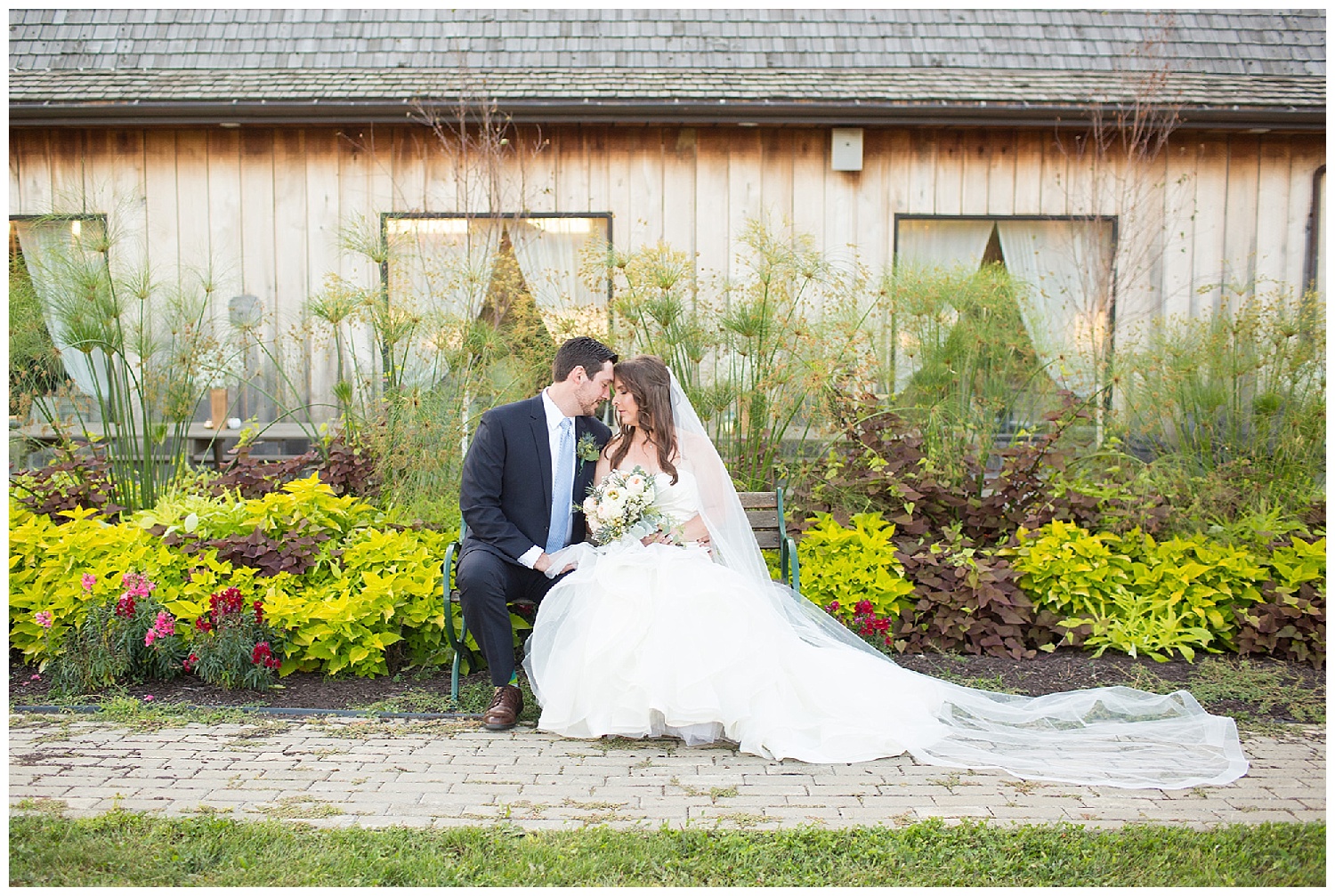 Pennsylvania Farm Wedding | Rich Farms Nursery | Smithtown, PA | www.redoakweddings.com