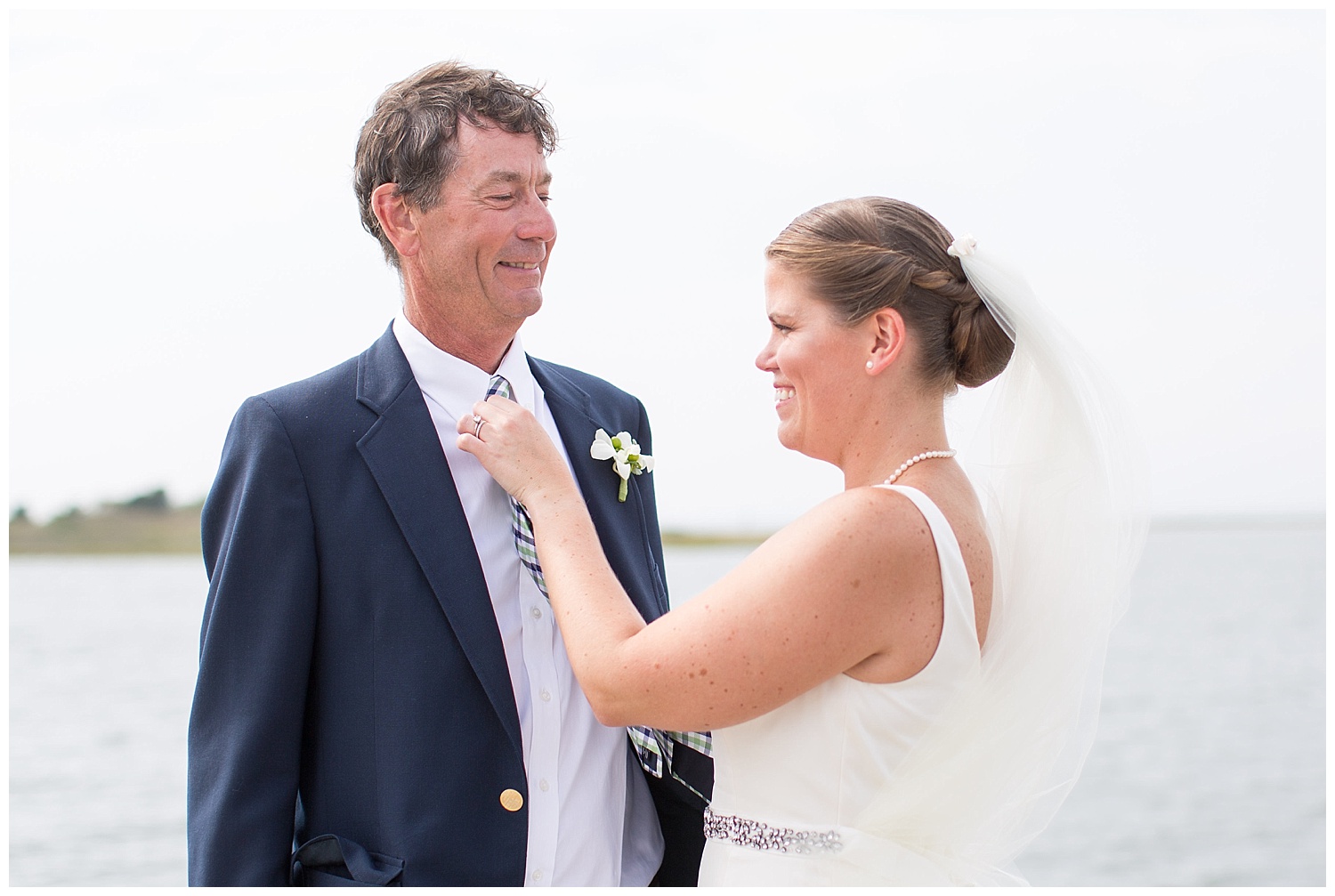 Jersey Shore Wedidngs | Little Egg Harbor Yacht Club | Beach Haven, NJ | www.redoakweddings.com