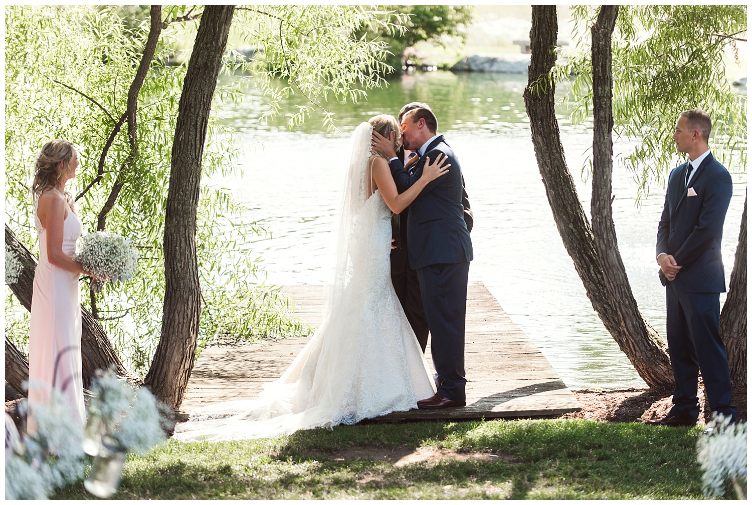 Pennsylvania Weddings | The Farm at Eagles Ridge Weddings | Lancaster, PA | www.redoakweddings.com