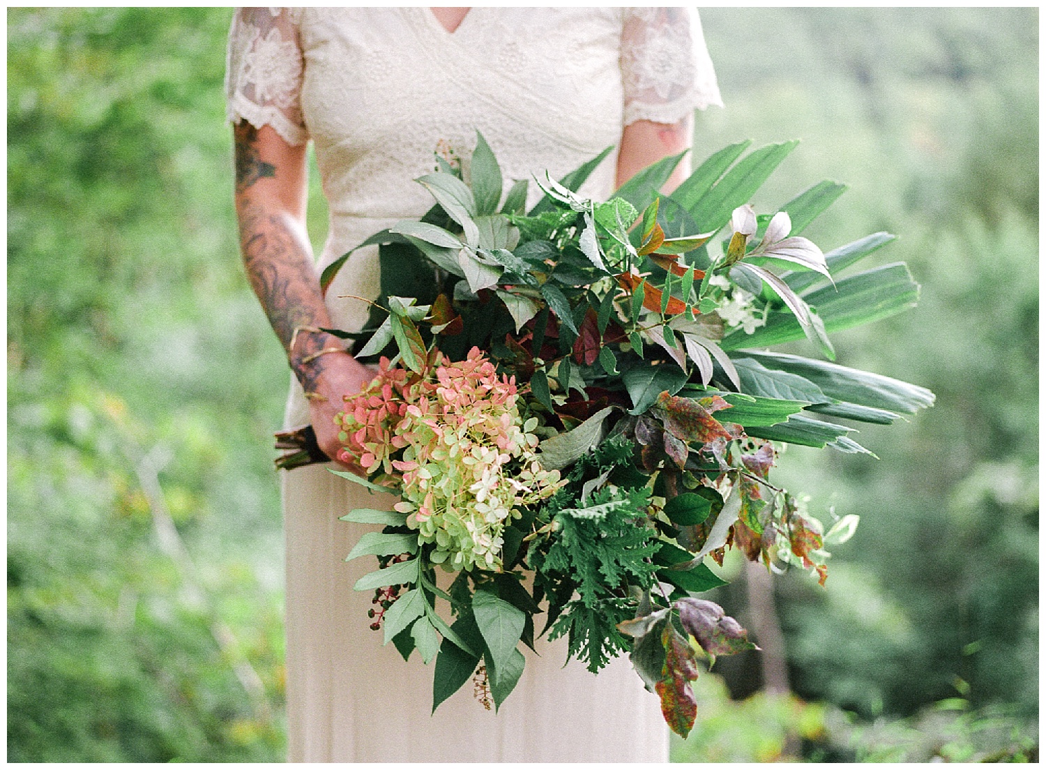The Living Wall at Promise Ridge | Scranton Weddings | Stroudsburg, PA | www.redoakweddings.com