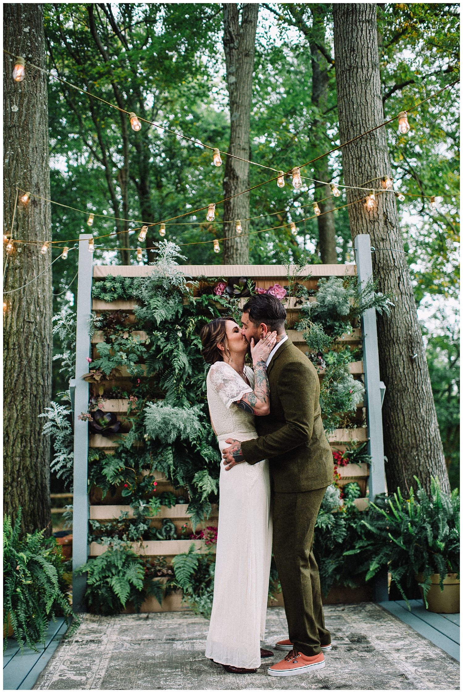 The Living Wall at Promise Ridge | Scranton Weddings | Stroudsburg, PA | www.redoakweddings.com