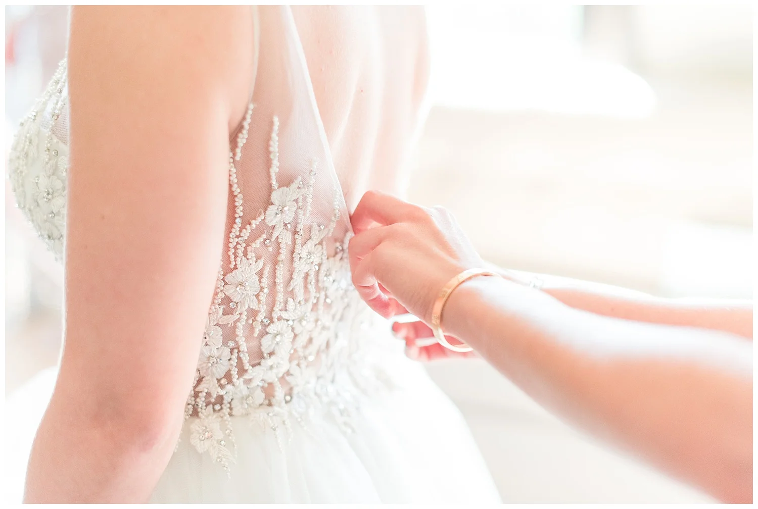 Pennsylvania Summer Wedding | Serenity Blue + Rose Quartz | The Lake House Inn | Perkasie, PA | www.redoakweddings.com