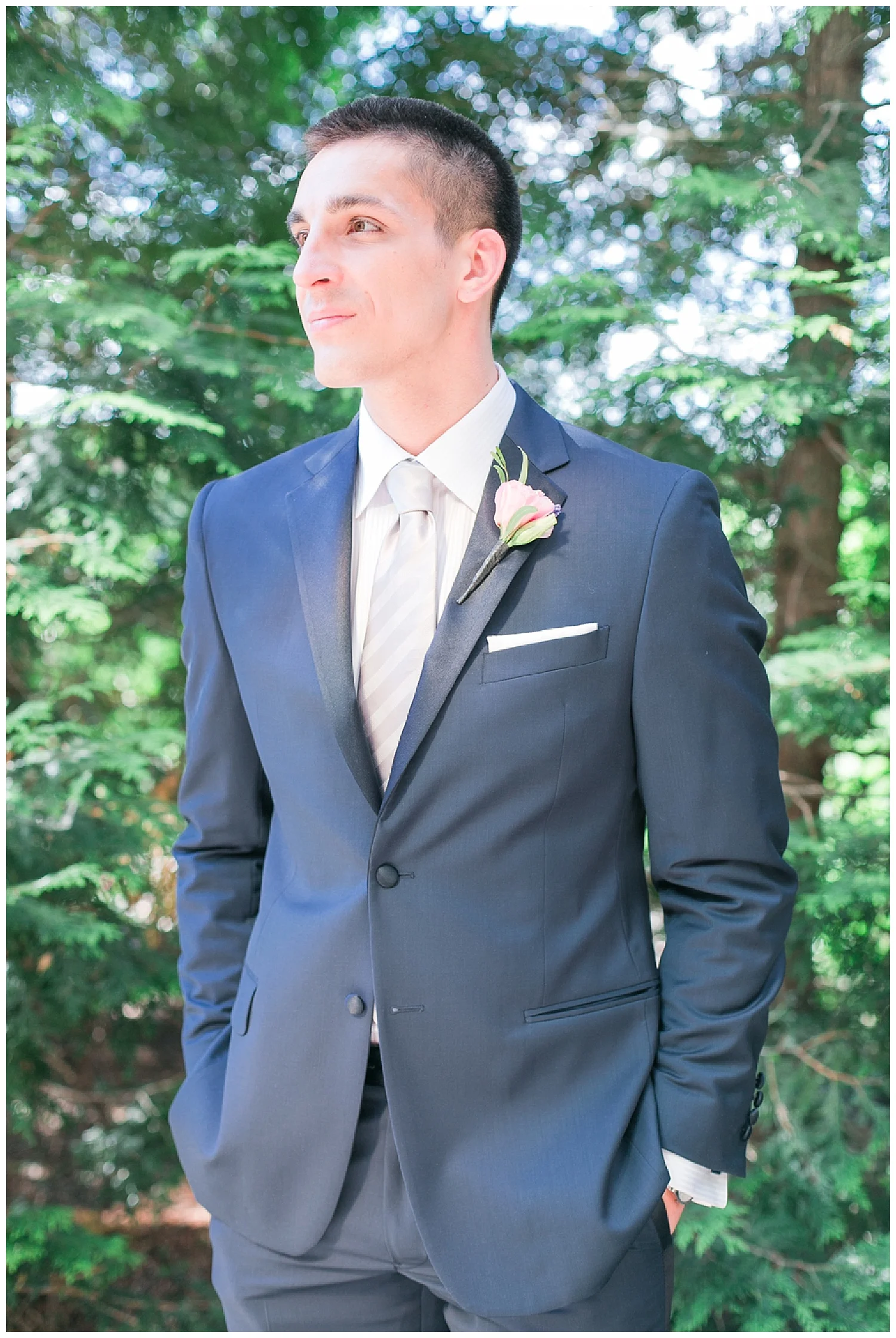 Pennsylvania Summer Wedding | Serenity Blue + Rose Quartz | The Lake House Inn | Perkasie, PA | www.redoakweddings.com