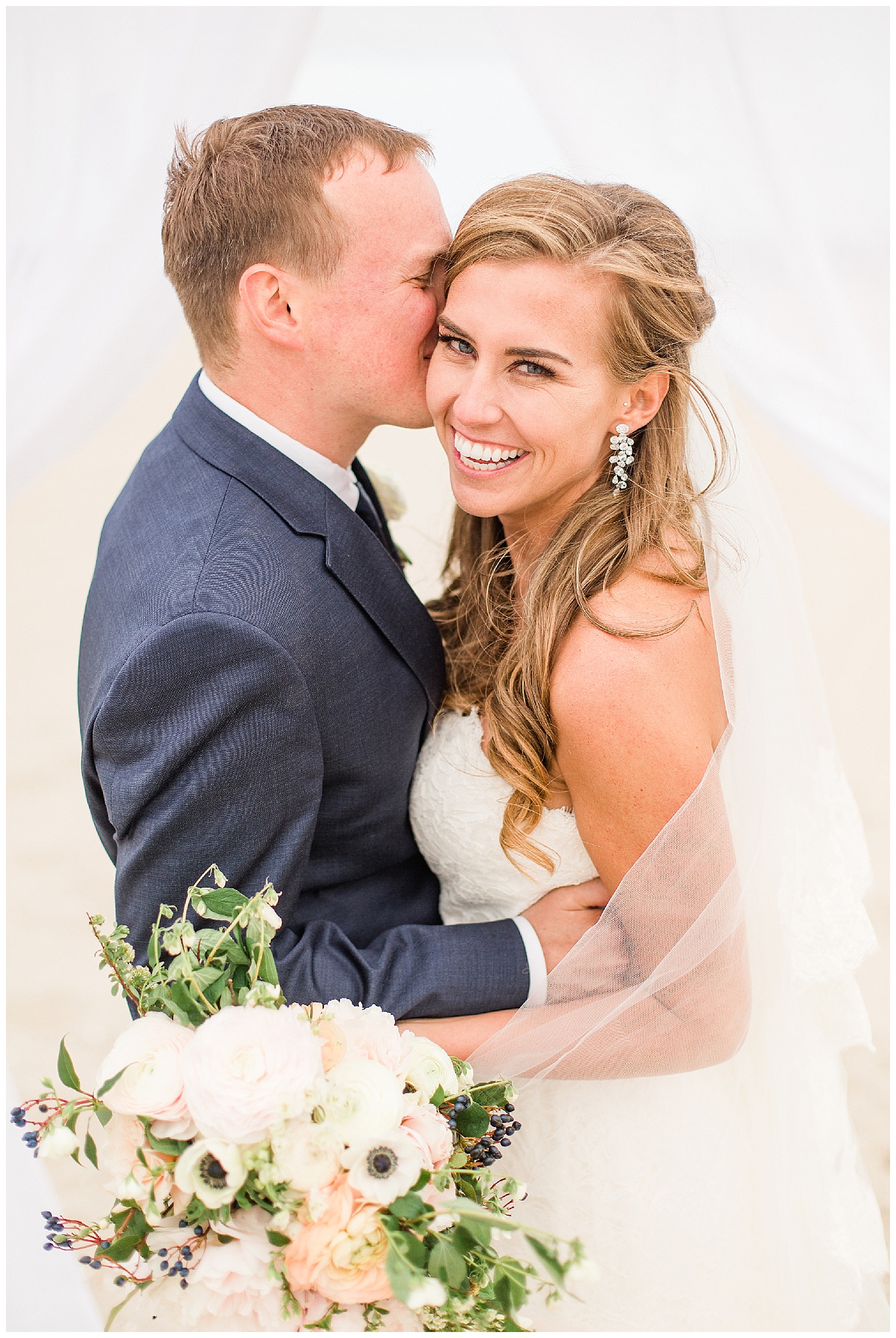 Jersey Shore Weddings | Winery Wedding | Willow Creek Winery | Cape May, NJ | www.redoakweddings.com