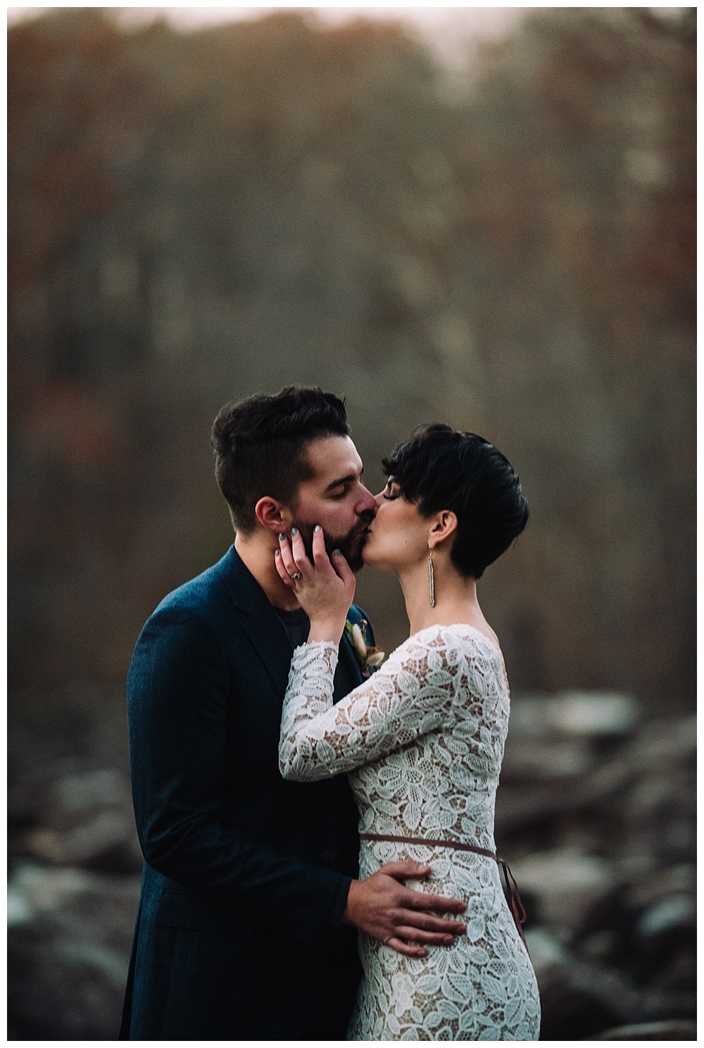 Winter Wedding Inspiration | Holly Hedge Estate | New Hope, PA | www.redoakweddings.com