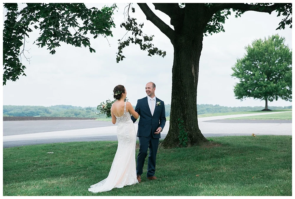 Modern Rustic Wedding At Wyndridge Farm Laura Billingham