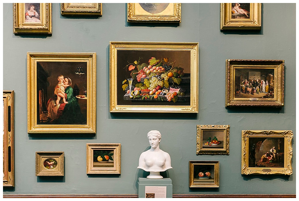 Historic Modern Wedding Inspiration |Pennsylvania Academy of Fine Arts | Philadelphia, PA | Philly Weddings | www.redoakweddings.com