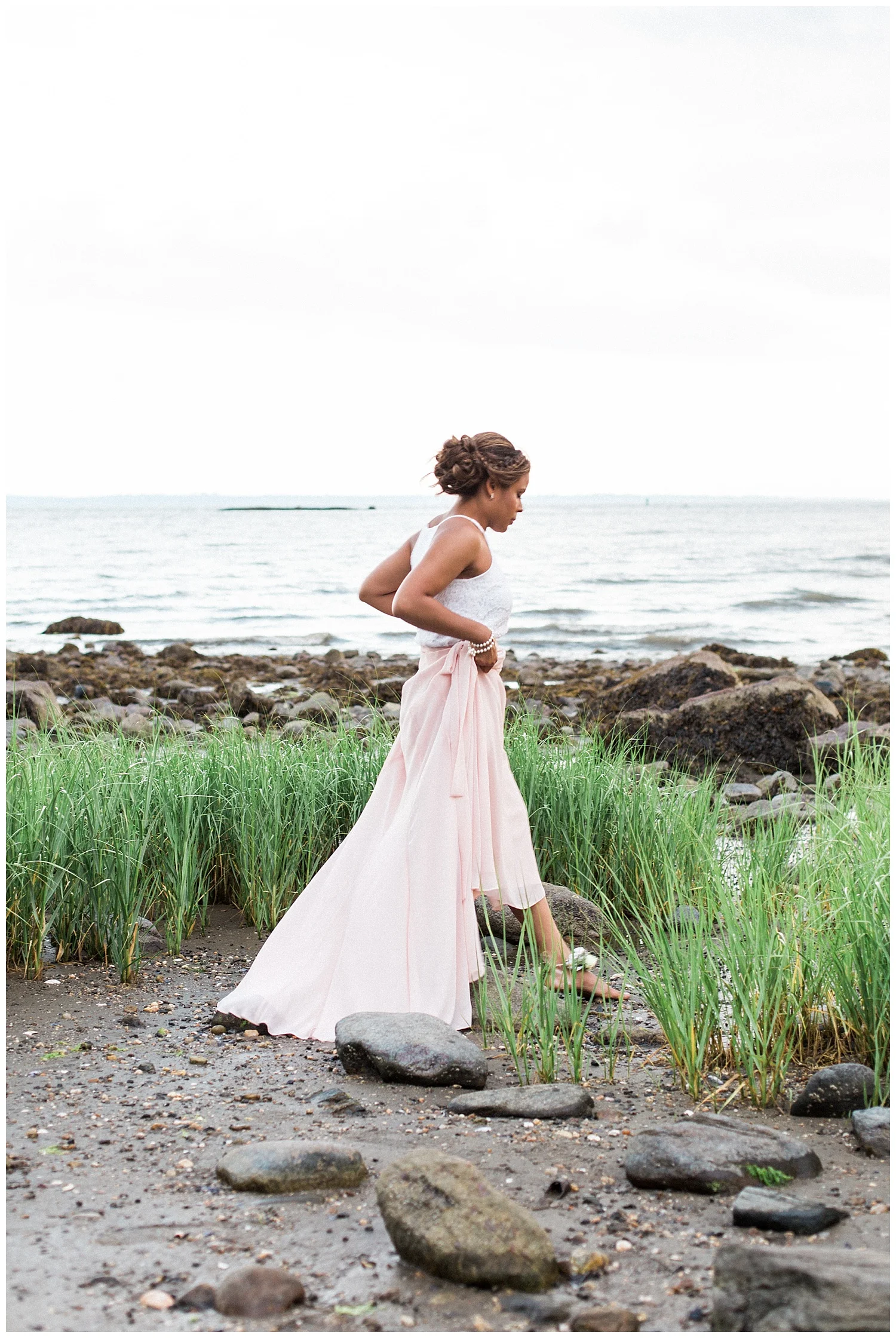 Connecticut Wedding Inspiration | Beach Wedding Inspiration | EDITH G. READ WILDLIFE SANCTUARY | www.redoakweddings.com