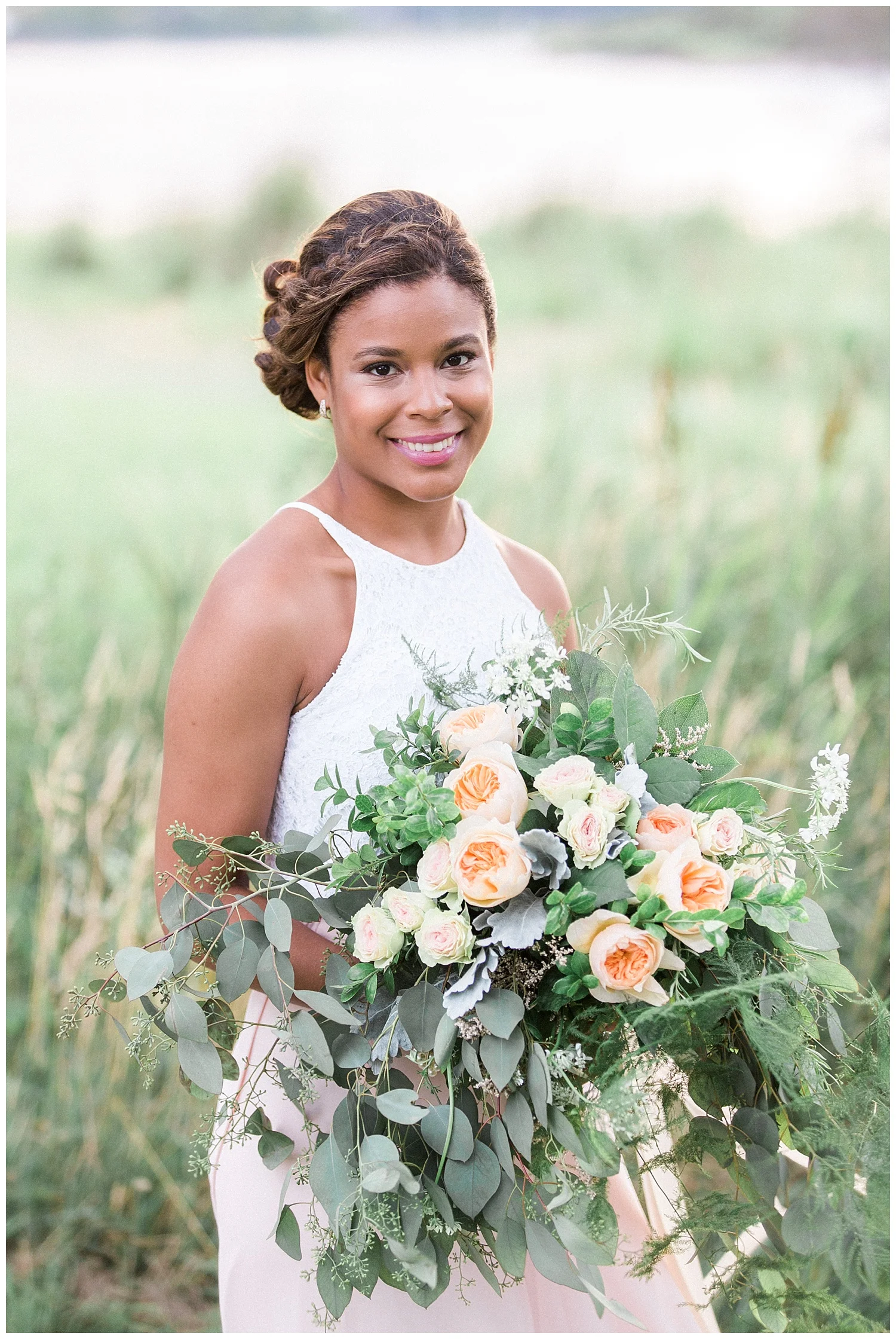 Connecticut Wedding Inspiration | Beach Wedding Inspiration | EDITH G. READ WILDLIFE SANCTUARY | www.redoakweddings.com