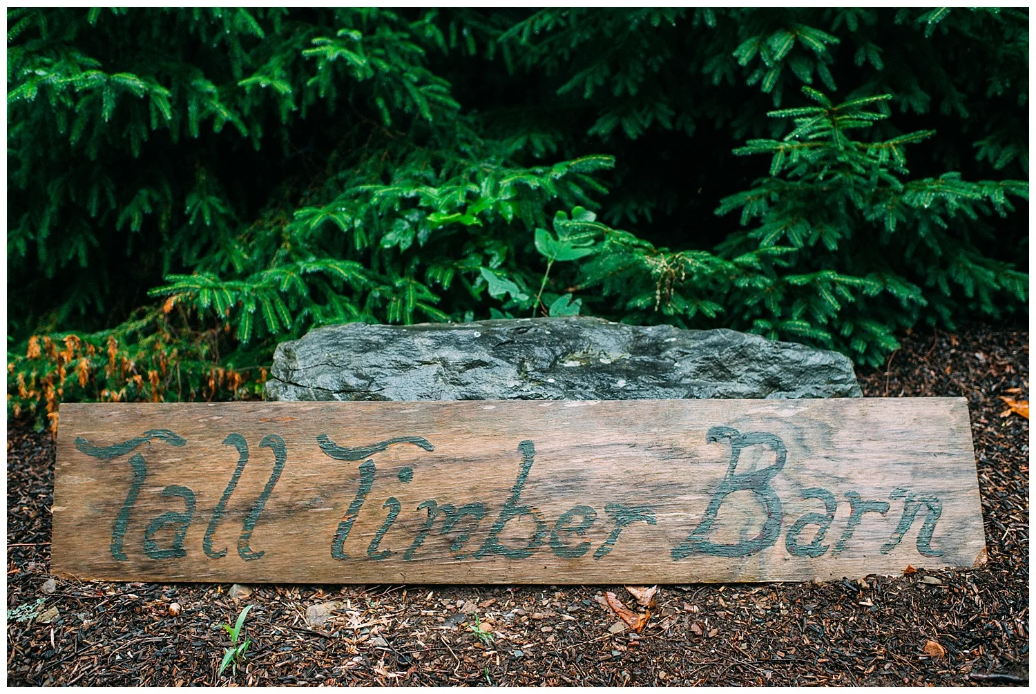 Pennsylvania Weddings | Tall Timber Barn | Pocono Weddings | www.redoakweddings.com