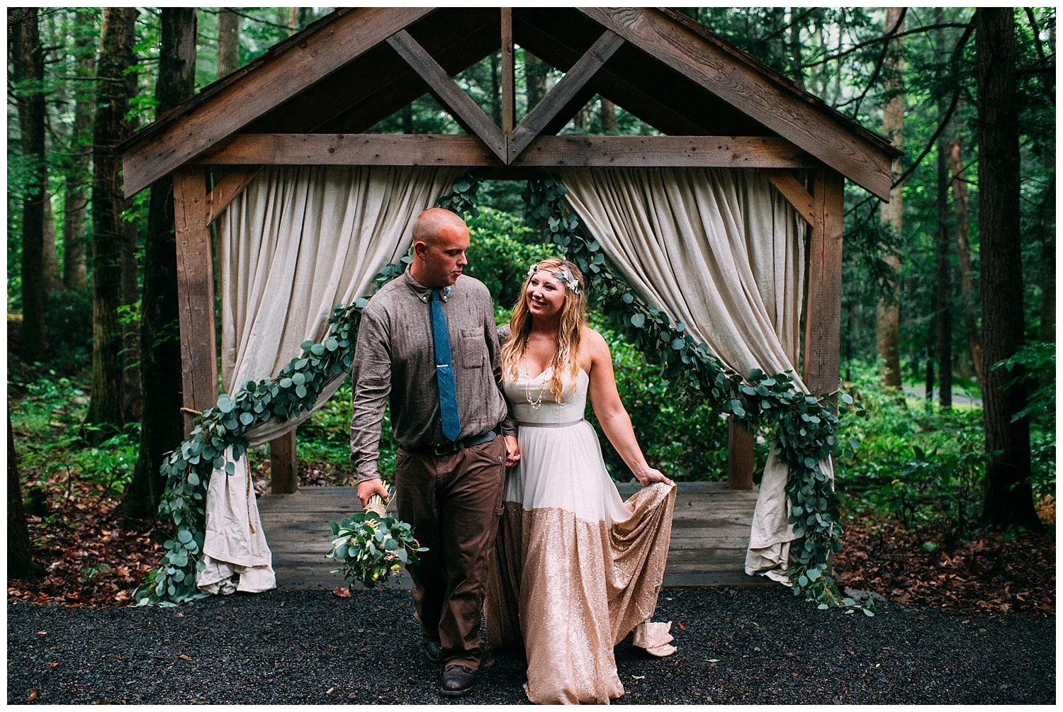 Pennsylvania Weddings | Tall Timber Barn | Pocono Weddings | www.redoakweddings.com
