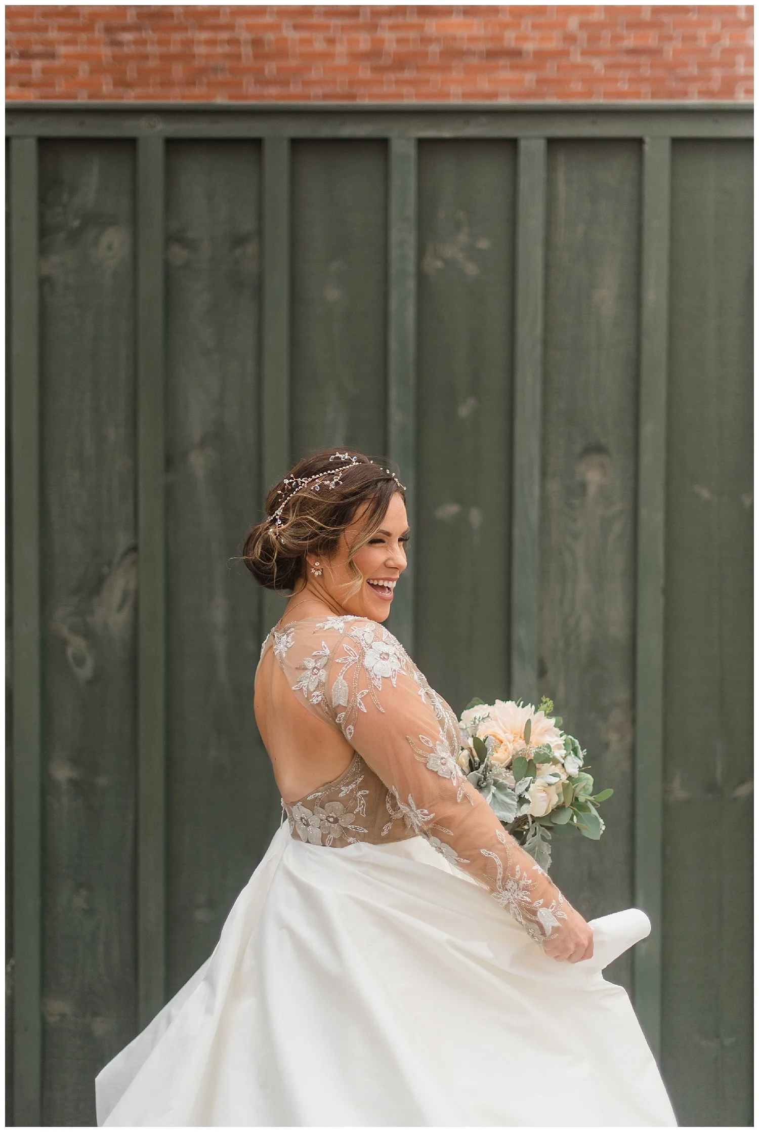 Cork Factory Hotel Wedding | Lancaster, PA | www.redoakweddings.com