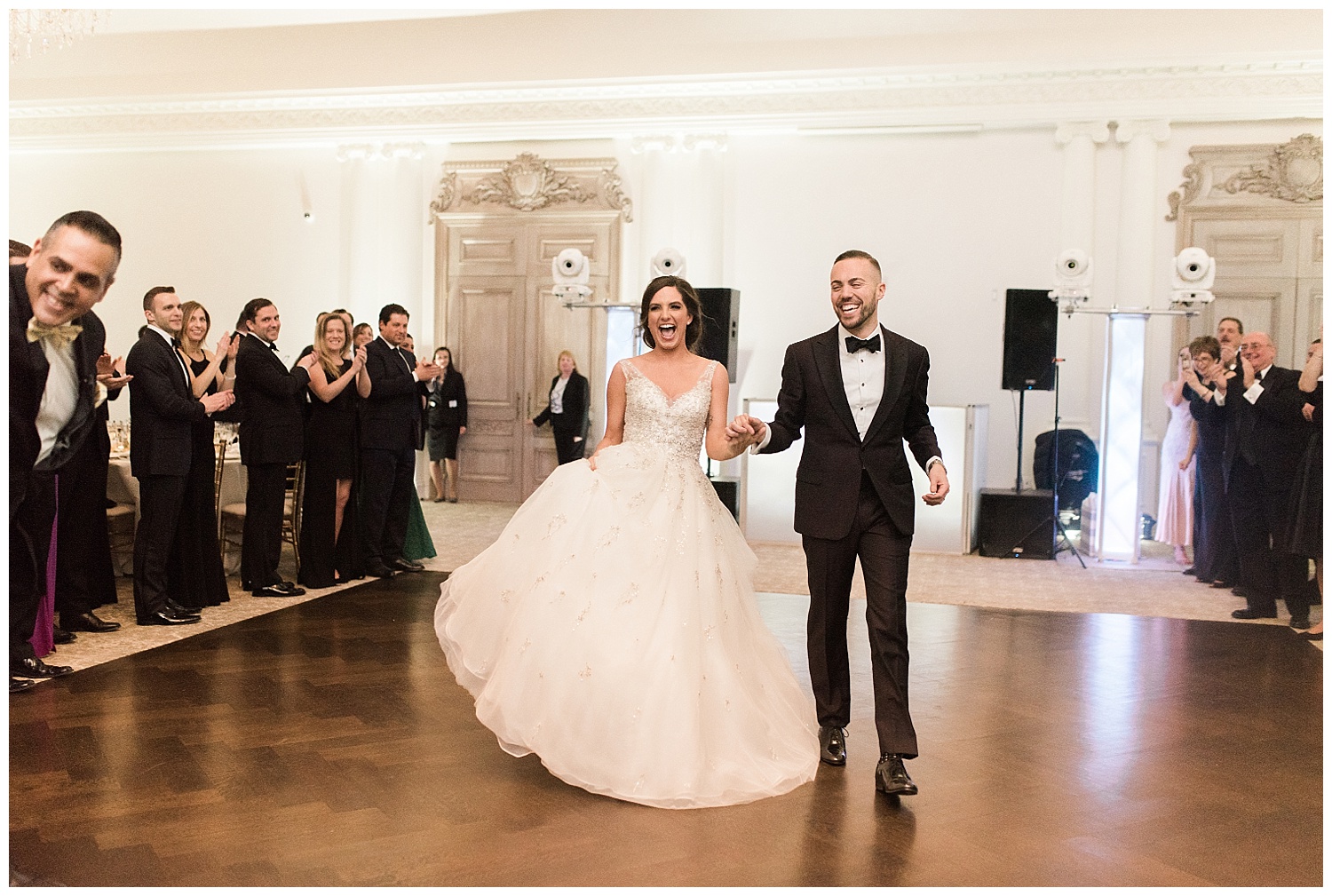 Timeless New Jersey Wedding | Park Chateau Wedding | East Brunswick, NJ | www.redoakweddings.com