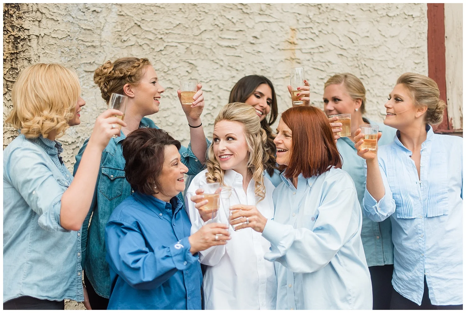 Pennsylvania Spring Wedding |Flourtown Country Club | Flourtown, PA | www.redoakweddings.com