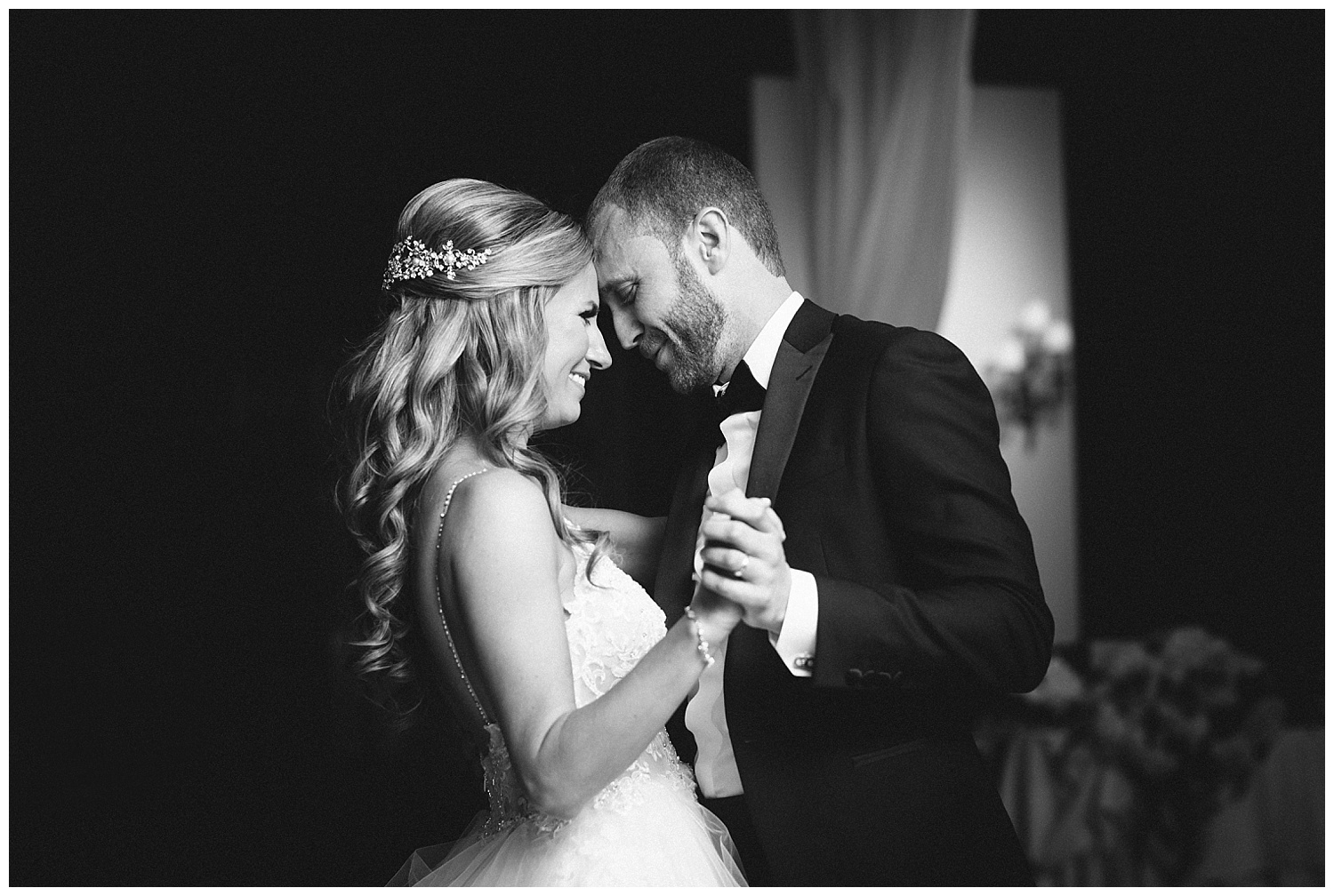 Long Island Weddings | The Mansion at Oyster Bay Wedding | Woodbury, NY | www.redoakweddings.com