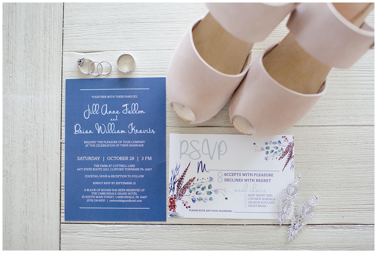 Fall Farm Wedding | The Farm at Cottrell Lake Wedding | Clifford, PA | www.redoakweddings.com