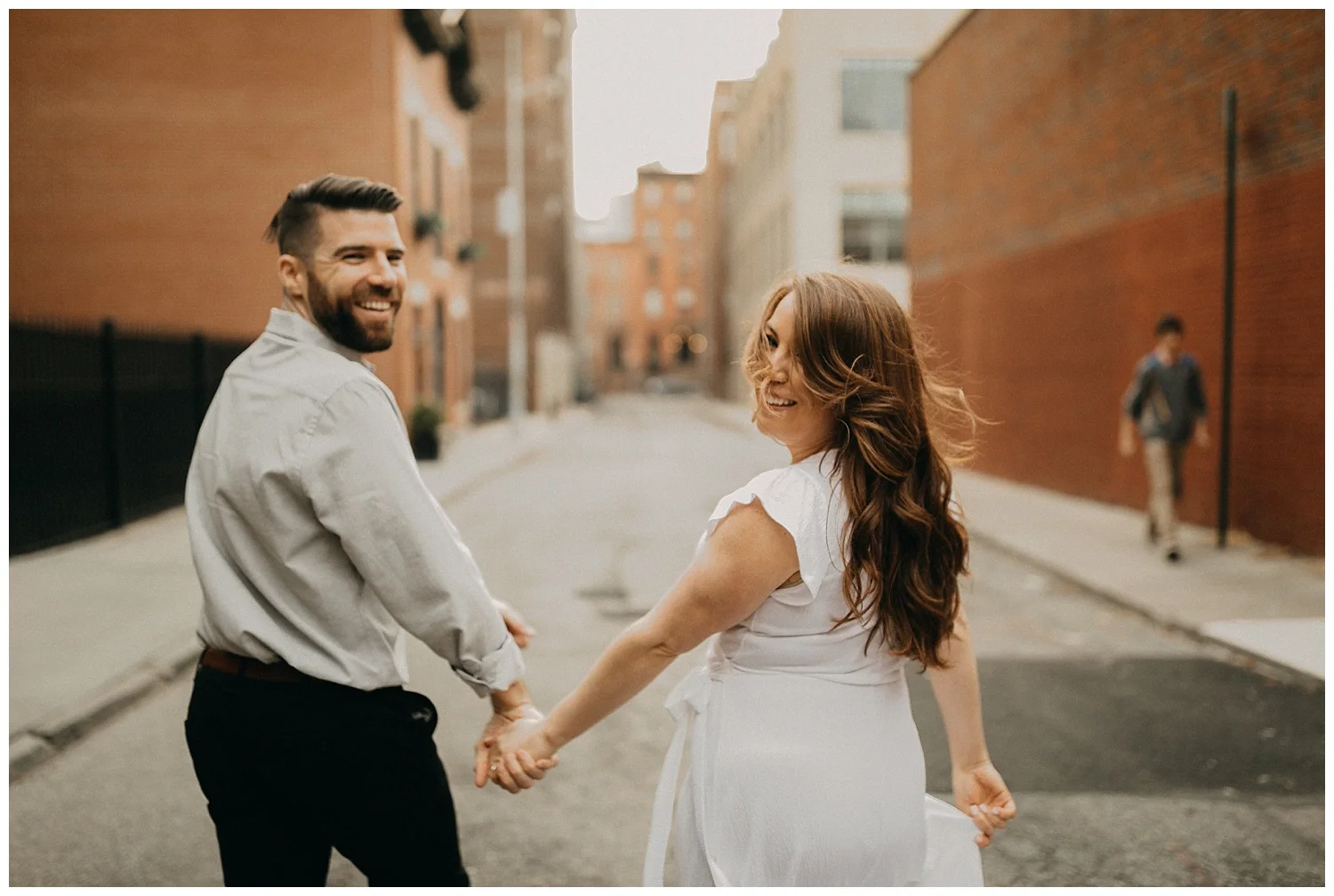 Brooklyn Neighborhood Engagement Session | Brooklyn, NY | Engagement Session with Dog | www.redoakweddings.com