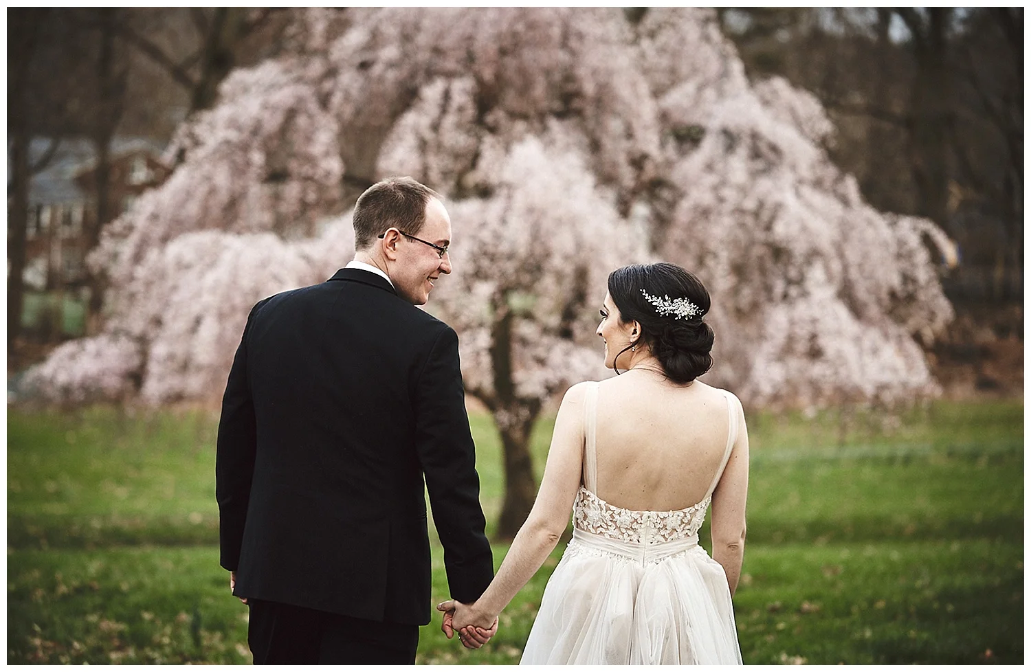 Orange Lawn Tennis Club Wedding | Romantic Spring Wedding | South Orange, NJ | www.redoakweddings.com