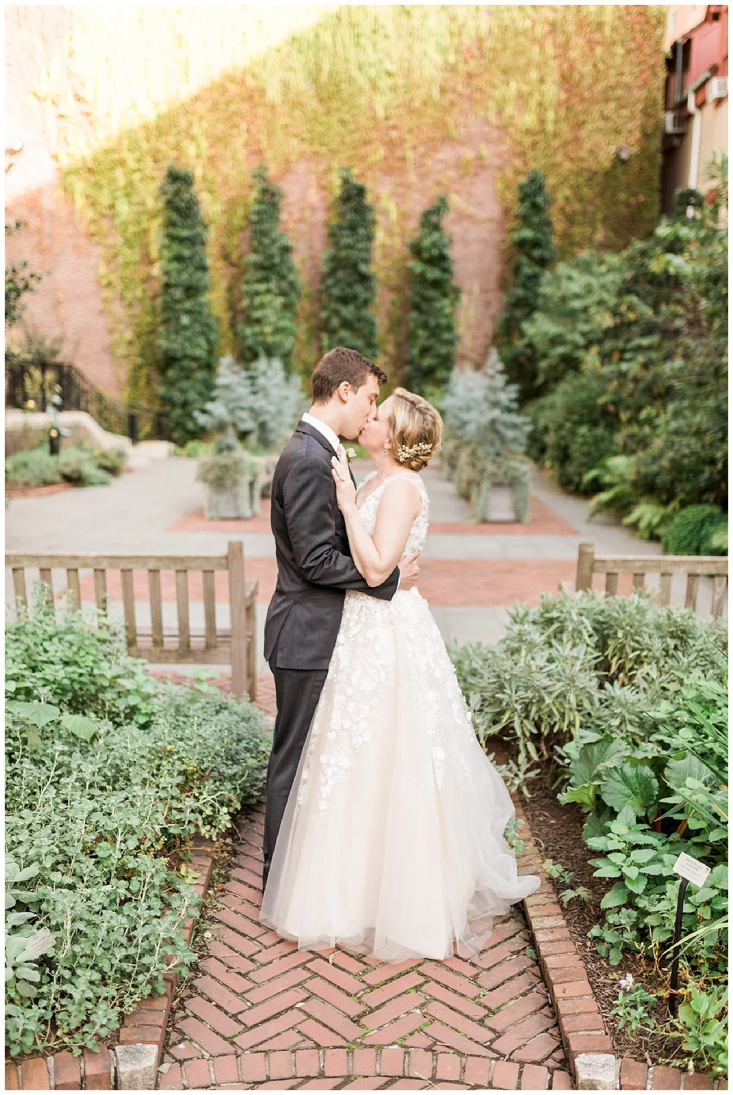 LoganHotelPhiladelphiaWedding_0114.jpg