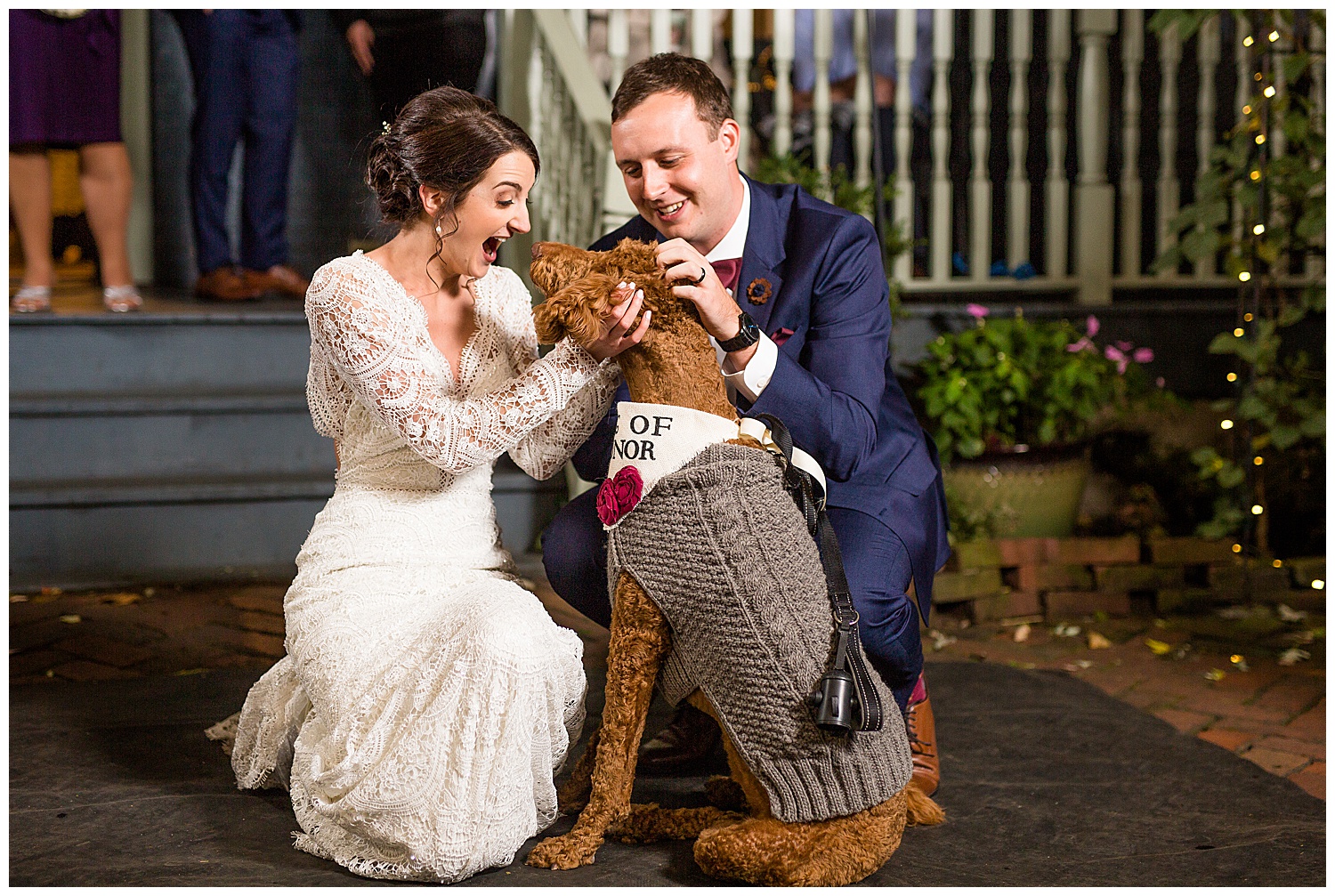 Morning Glory Inn Wedding | Intimate Pittsburgh Autumn Wedding | Pittsburgh, PA | www.redoakweddings.com