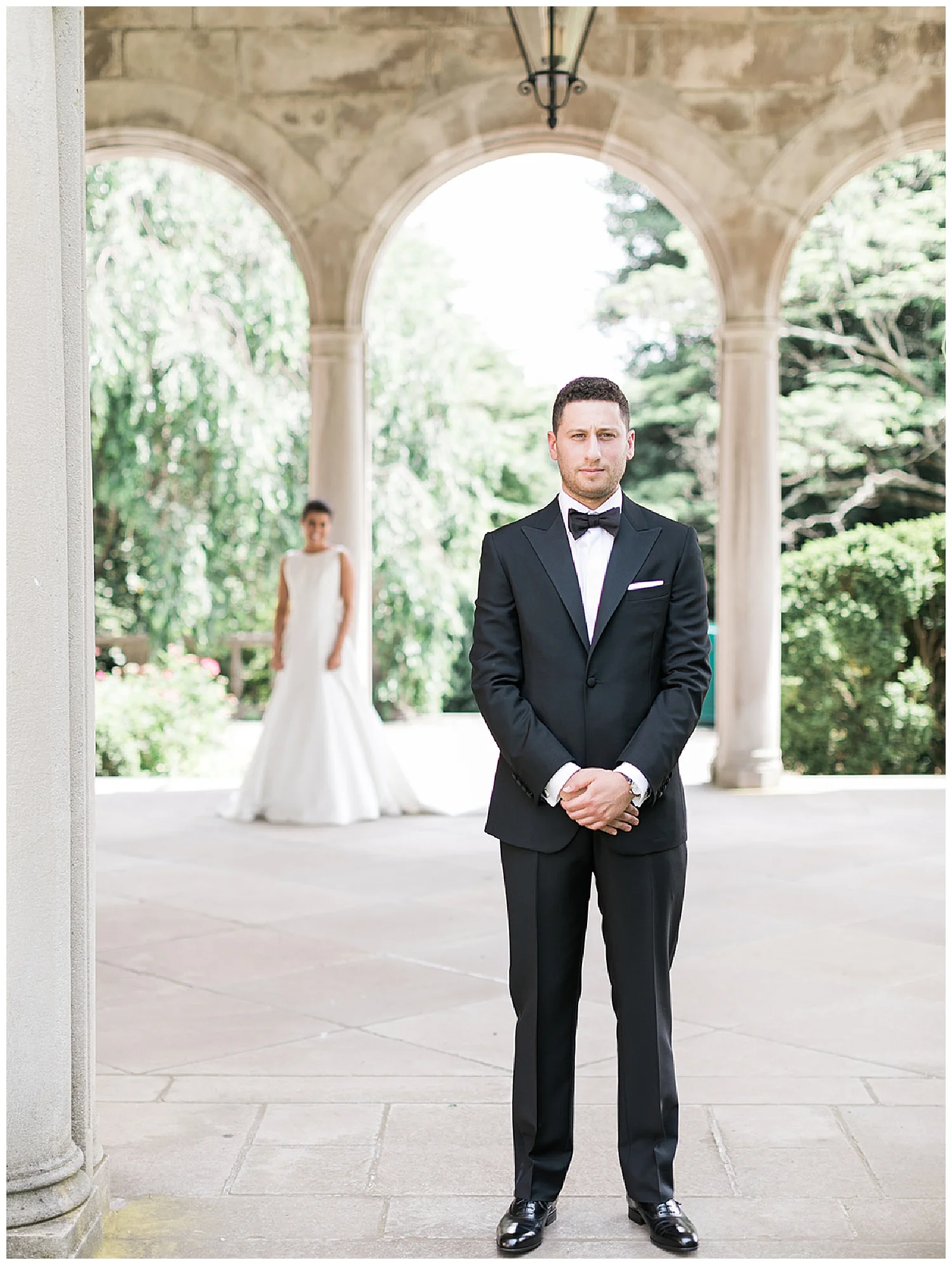 Crescent Beach Club Wedding | Black Tie Beach Wedding | Bayville, NY | www.redoakweddings.com