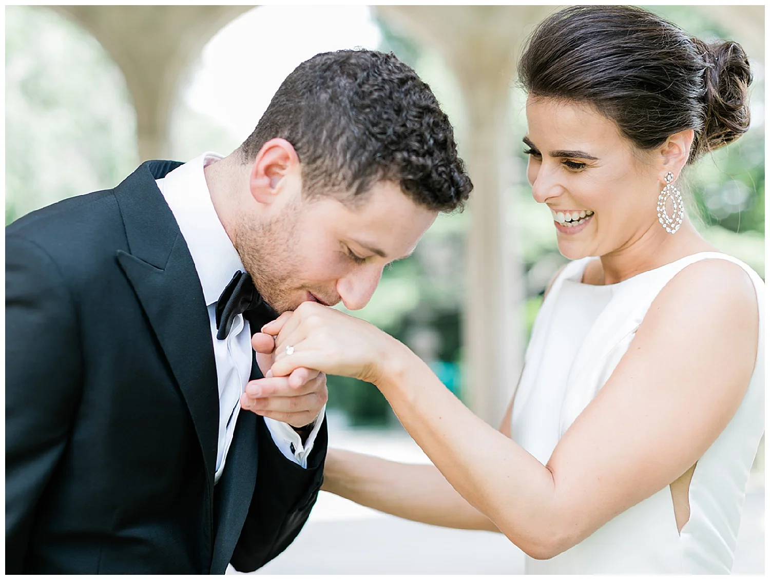 Crescent Beach Club Wedding | Black Tie Beach Wedding | Bayville, NY | www.redoakweddings.com