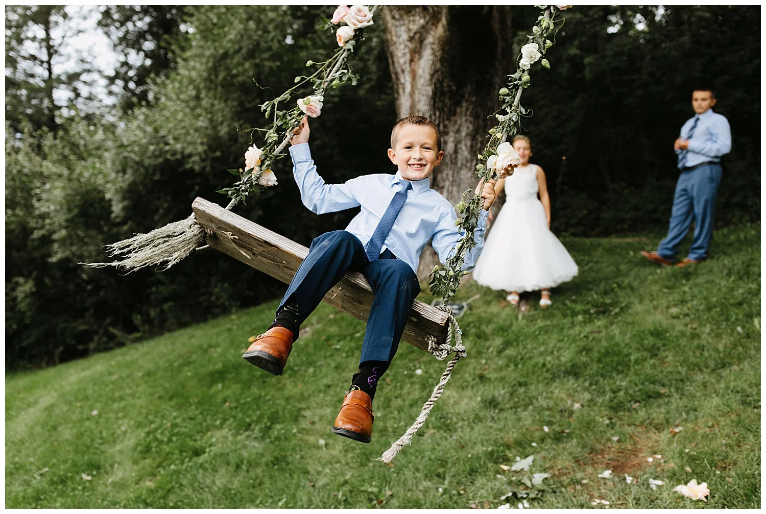 Romantic Garden Wedding | Crossed Keys Estate Wedding | Andover, NJ | www.redoakweddings.com