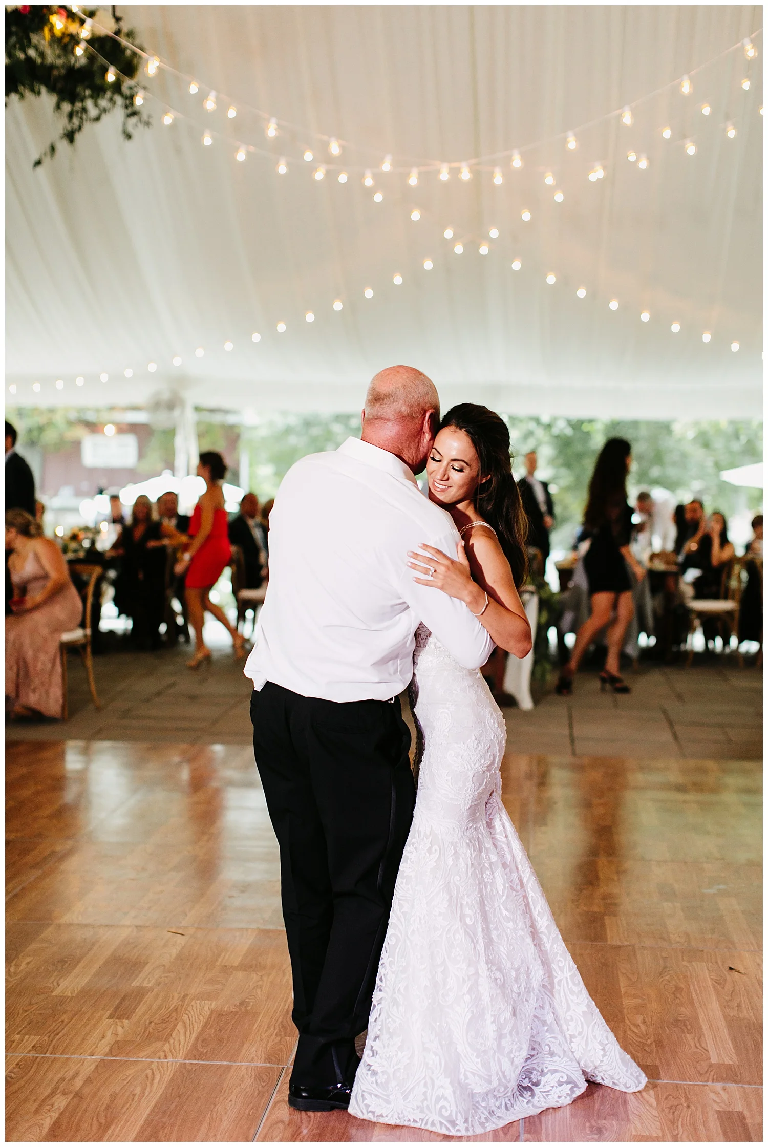Romantic Garden Wedding | Crossed Keys Estate Wedding | Andover, NJ | www.redoakweddings.com