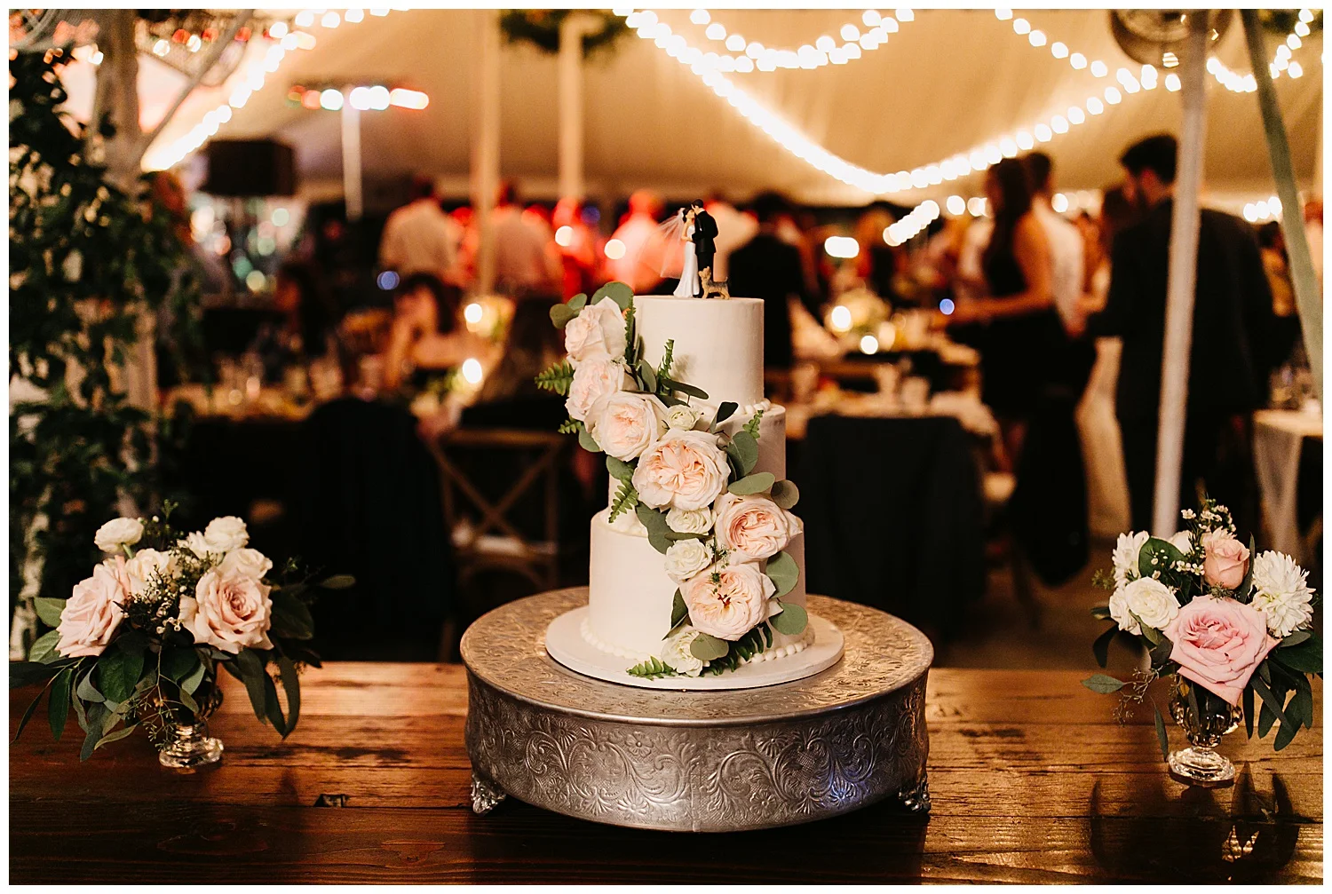 Romantic Garden Wedding | Crossed Keys Estate Wedding | Andover, NJ | www.redoakweddings.com