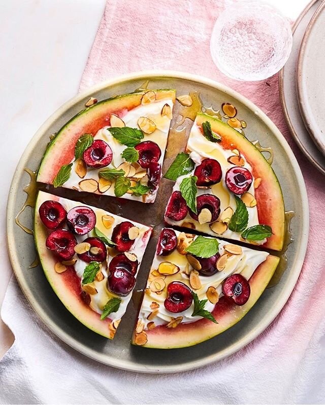 It&rsquo;s the First Day of Summer!
#rg : @healthmagazine
Watermelon 'Pizza' with Mascarpone Cream
・・・
This fun take on pizza makes for super refreshing summer treat.
🍉
Ingredients: seedless watermelon, Campari, Greek yogurt, mascarpone cheese, hone