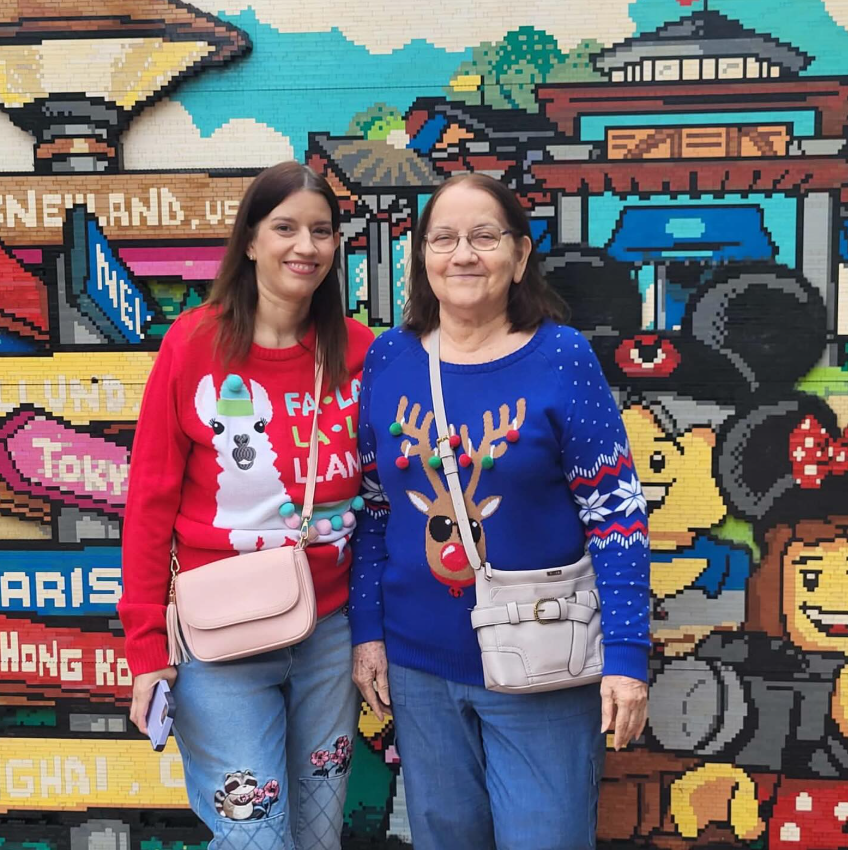 Strike a (Christmas) Pose