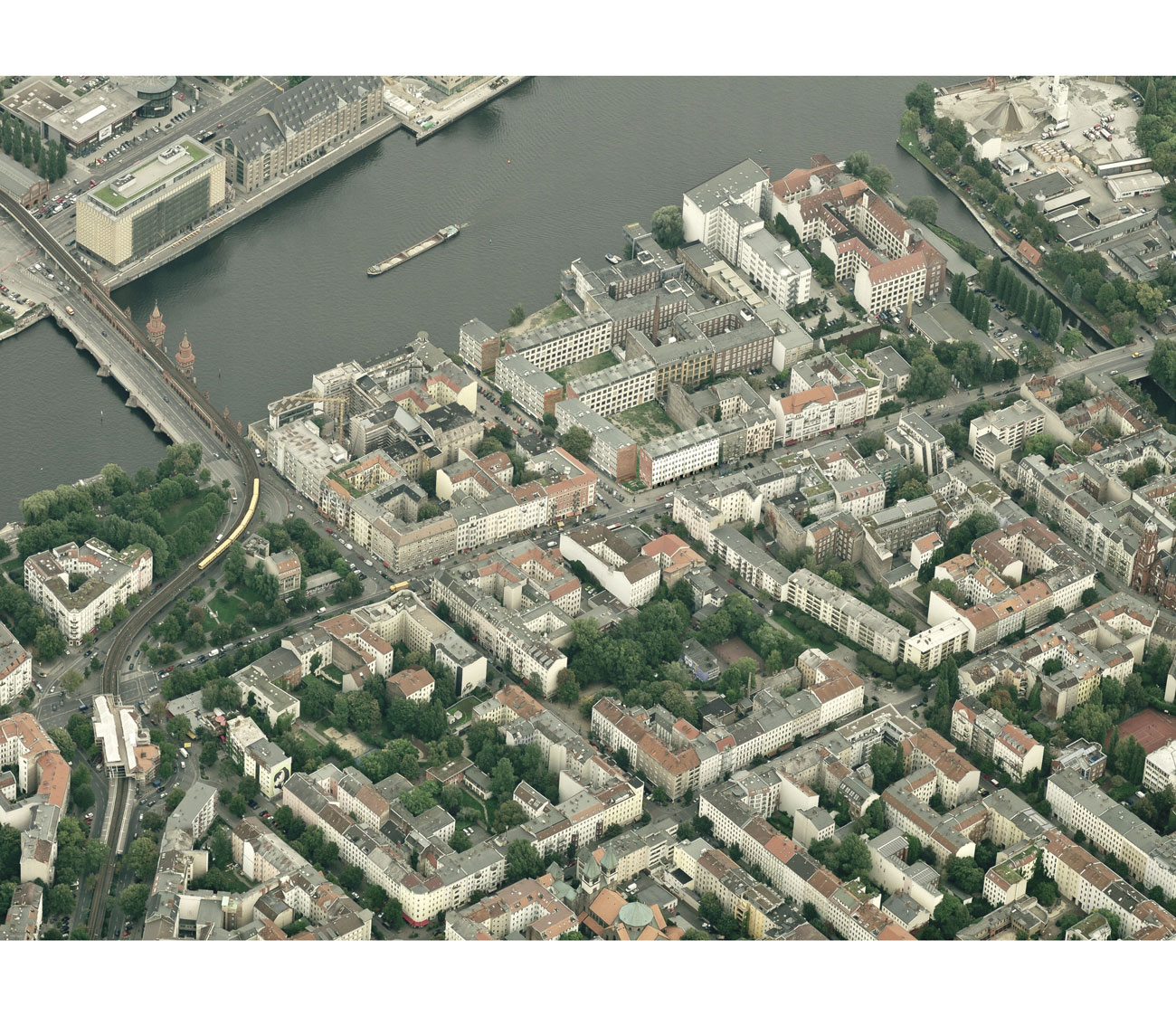 BUR_HEG_Thanassis-Manis_view-aerial.jpg