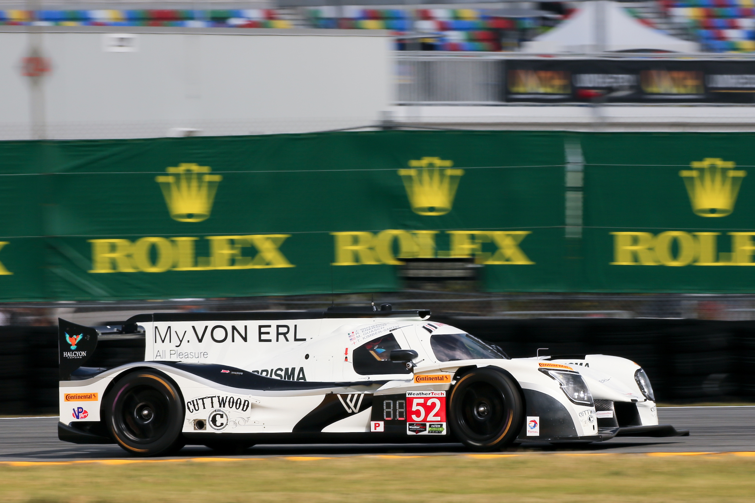 aq1q0565_rolex24_170126f.jpg