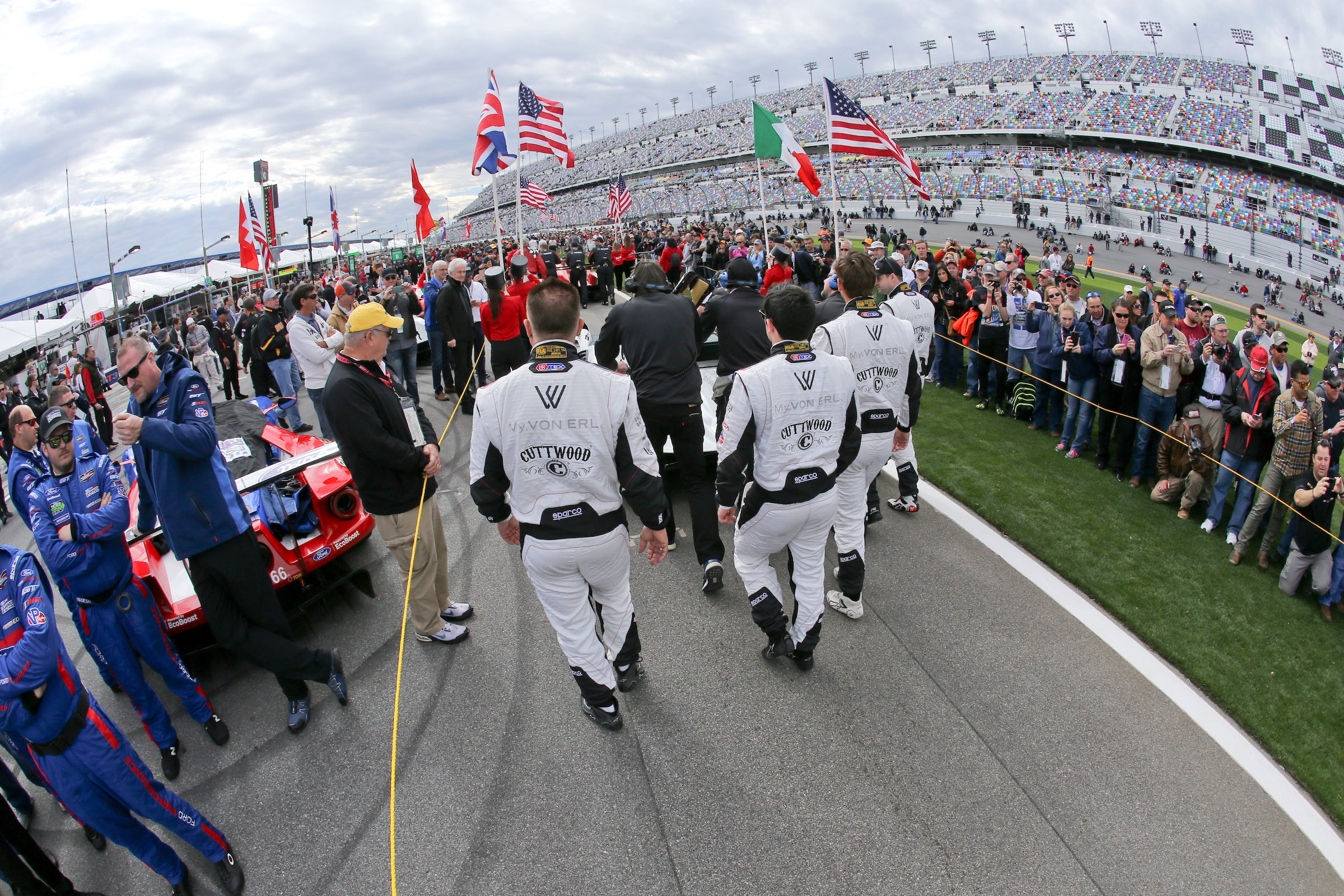 aq1q2944_rolex24_170128f.jpg