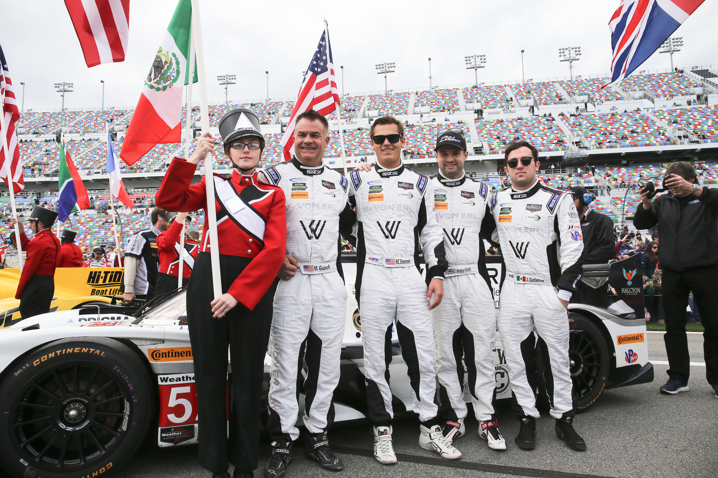 aq1q2958_rolex24_170128f.jpg