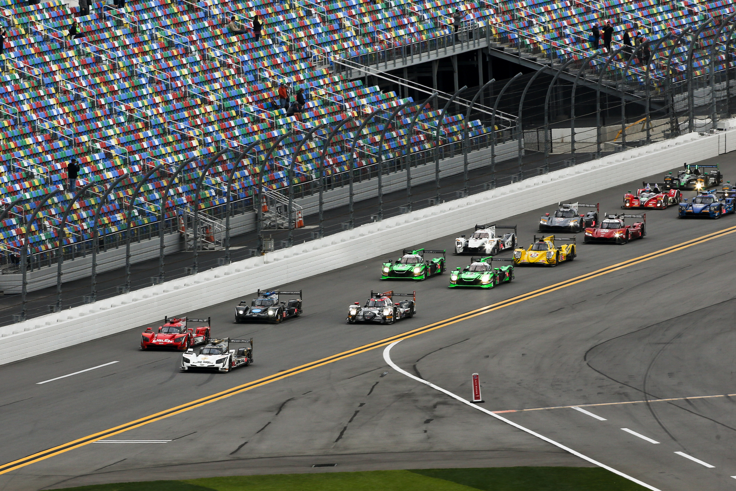 aq1q3068_rolex24_170128f.jpg