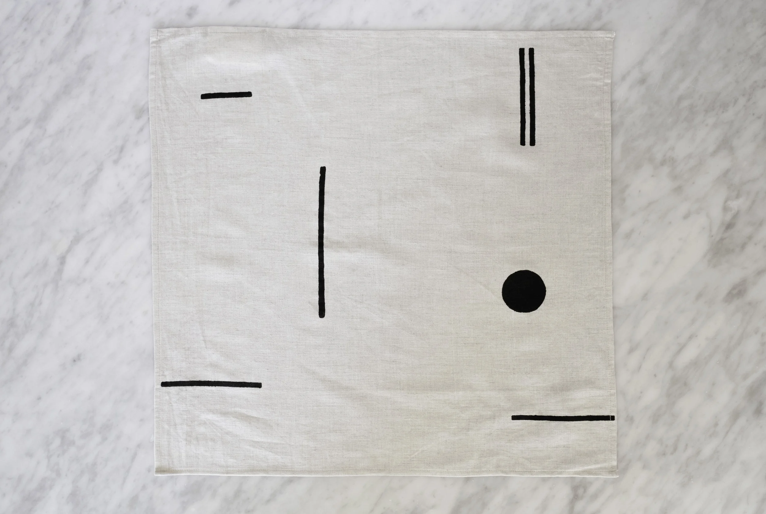 LINE DOT NAPKIN-LR.jpg