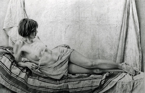 Make more glorius 1984 33x22 cms