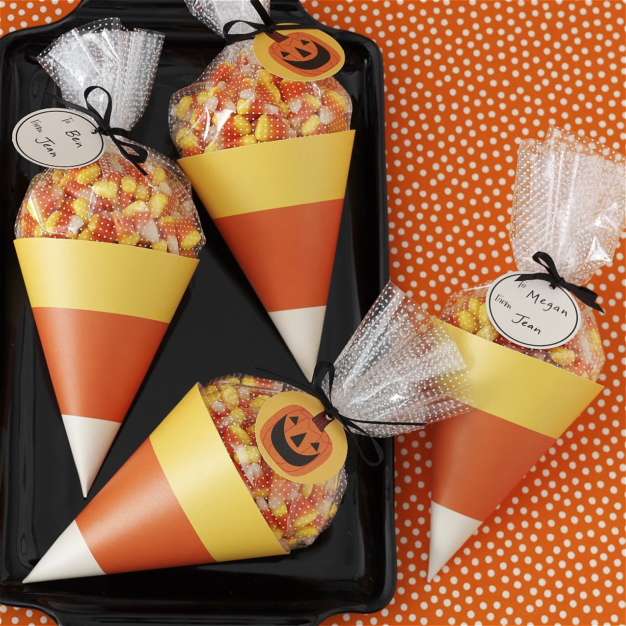 AM_CandyCornTreatBags_028.jpg