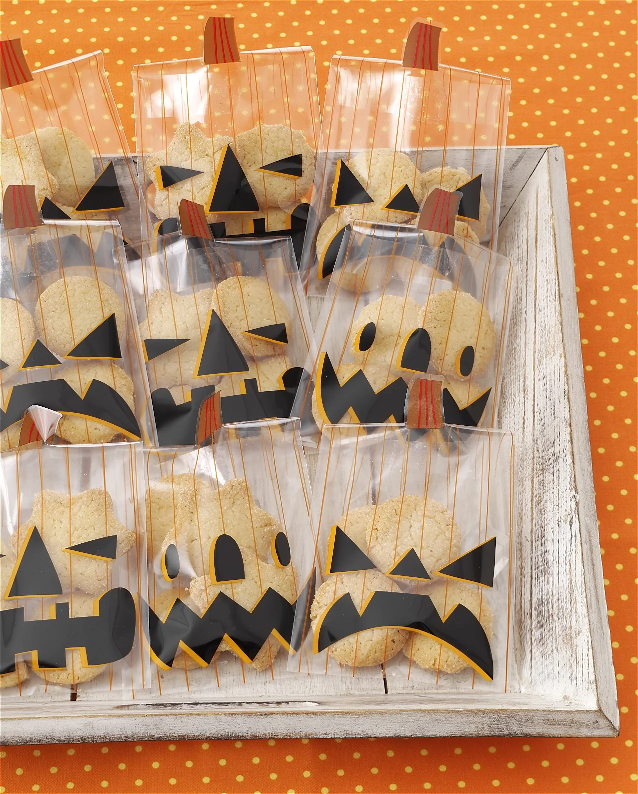 AM_JackOLanternTreatBags_744.jpg
