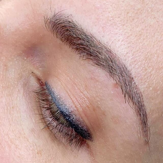 How it looks HEALED matters more than how it looks FRESH!

Before choosing a permanent make-up artist, be sure to check out thier HEALED RESULTS
.
.
.
.
.
.
.
.
.
.
.
.
.
.
.
.
.
.
.
#healedmicroblading #Healedlinertattoo #yxe #yxebrows