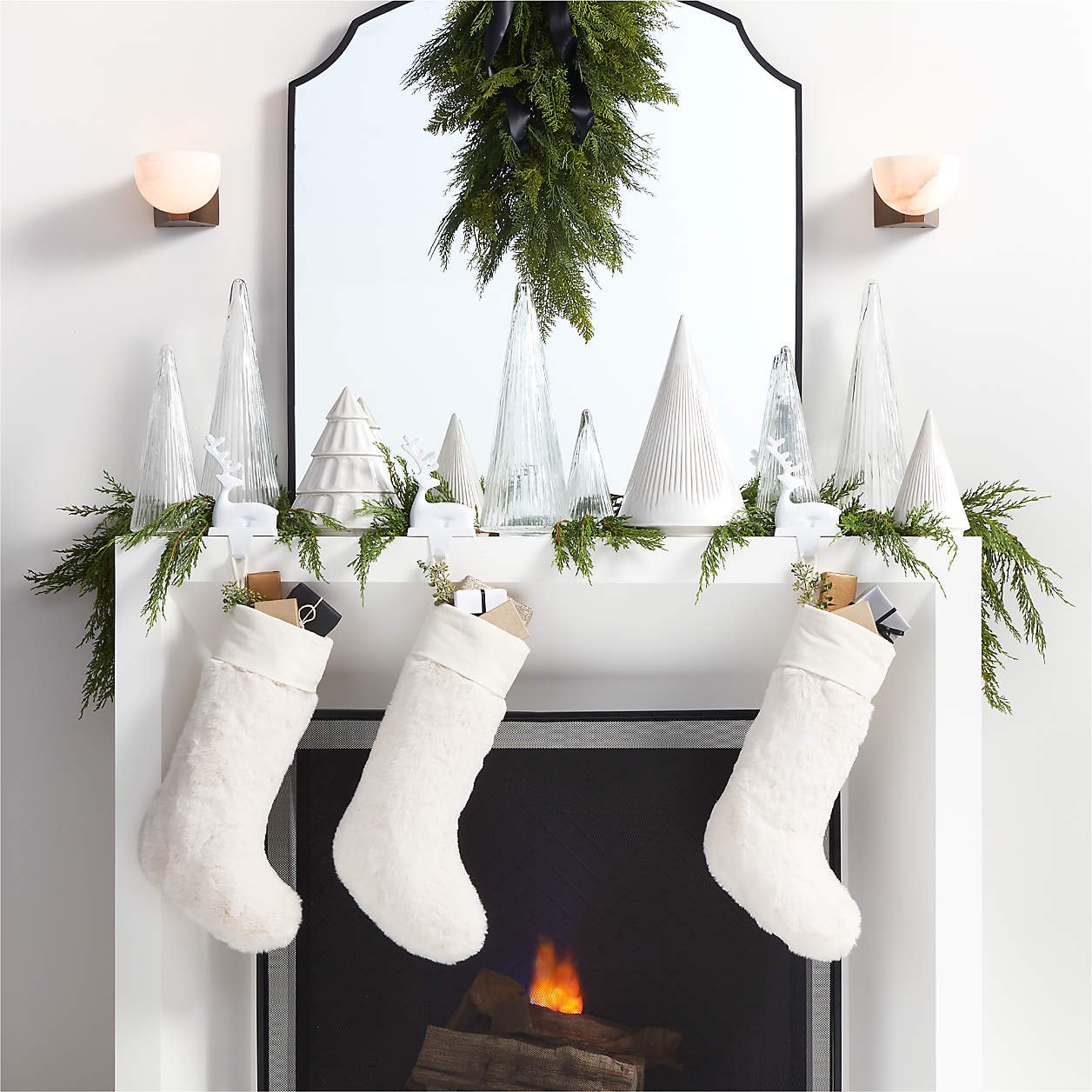 ar-arrangemnet--white-and-green-mantel.jpeg