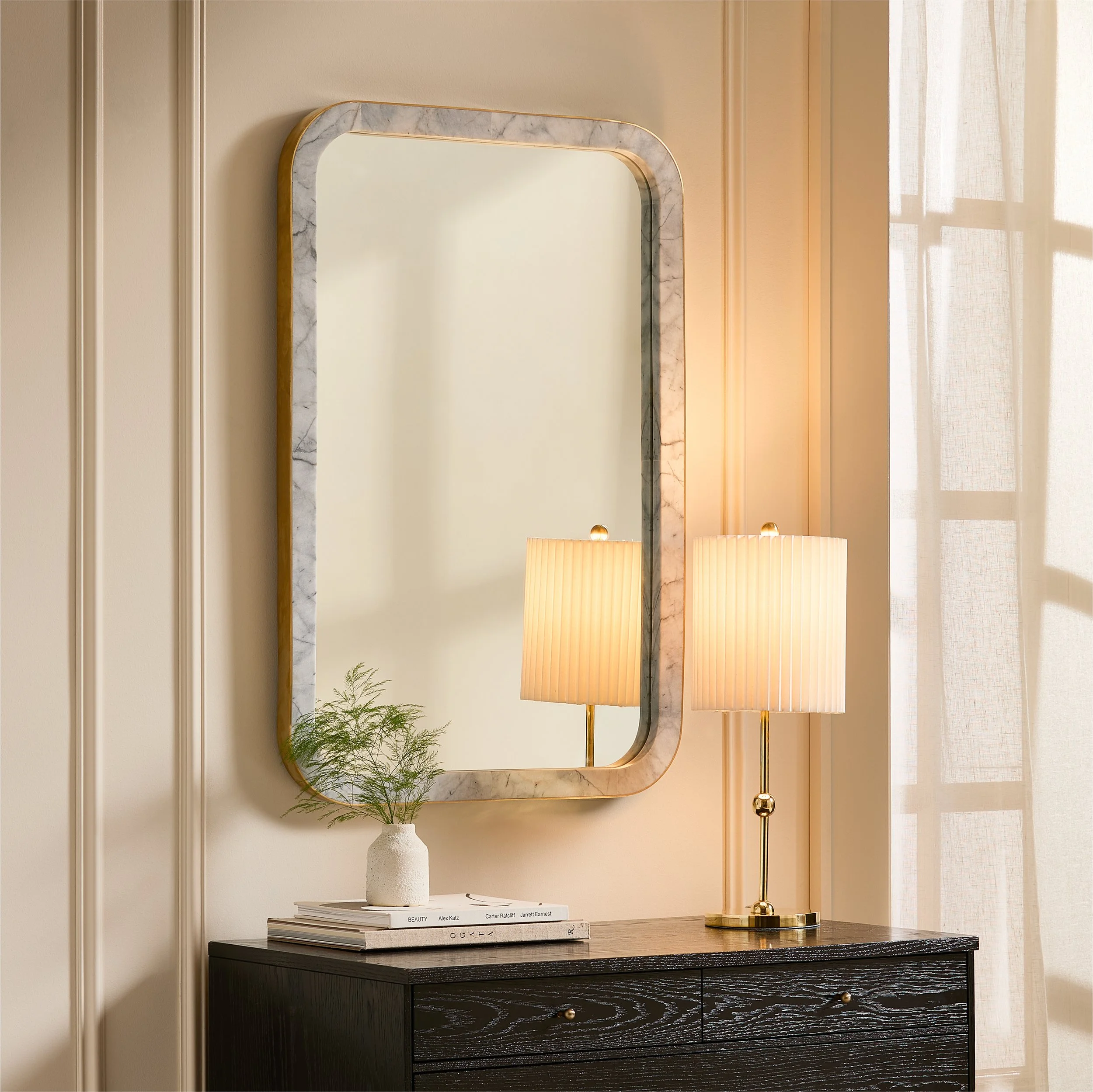 CB2_S25_508_Lamps_ON_026.jpg