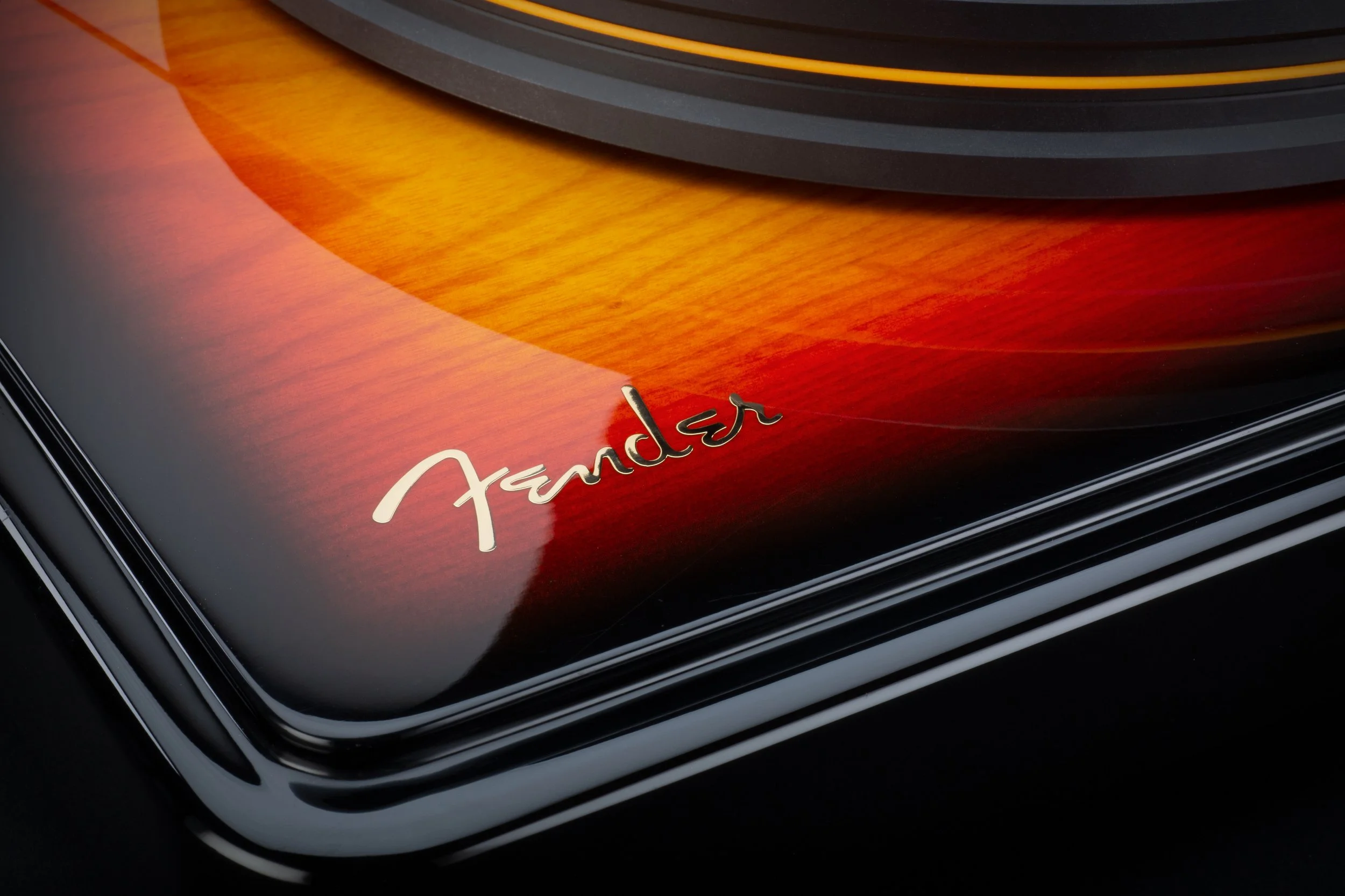 MoFi_Electronics_Fender_PrecisionDeck_Sunburst_Detail_Logo.jpg