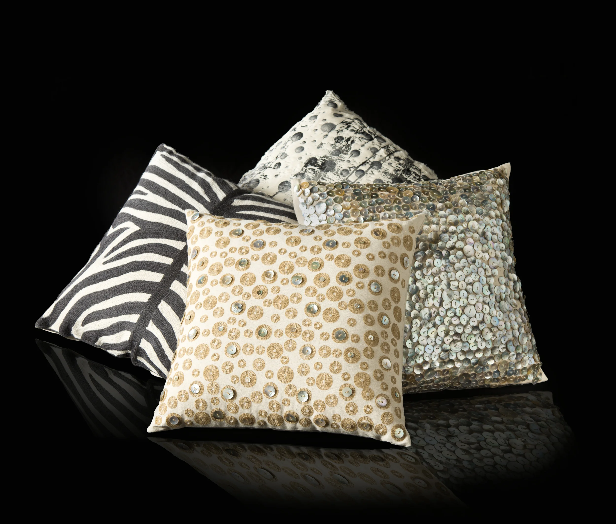 gold-shells-pillows.jpg
